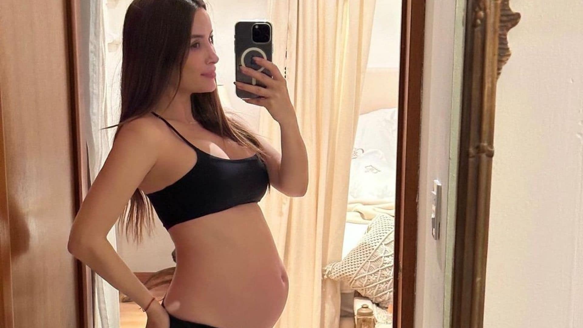 Orgullosa, Cynthia Rodríguez presume cuánto ha avanzado su primer embarazo