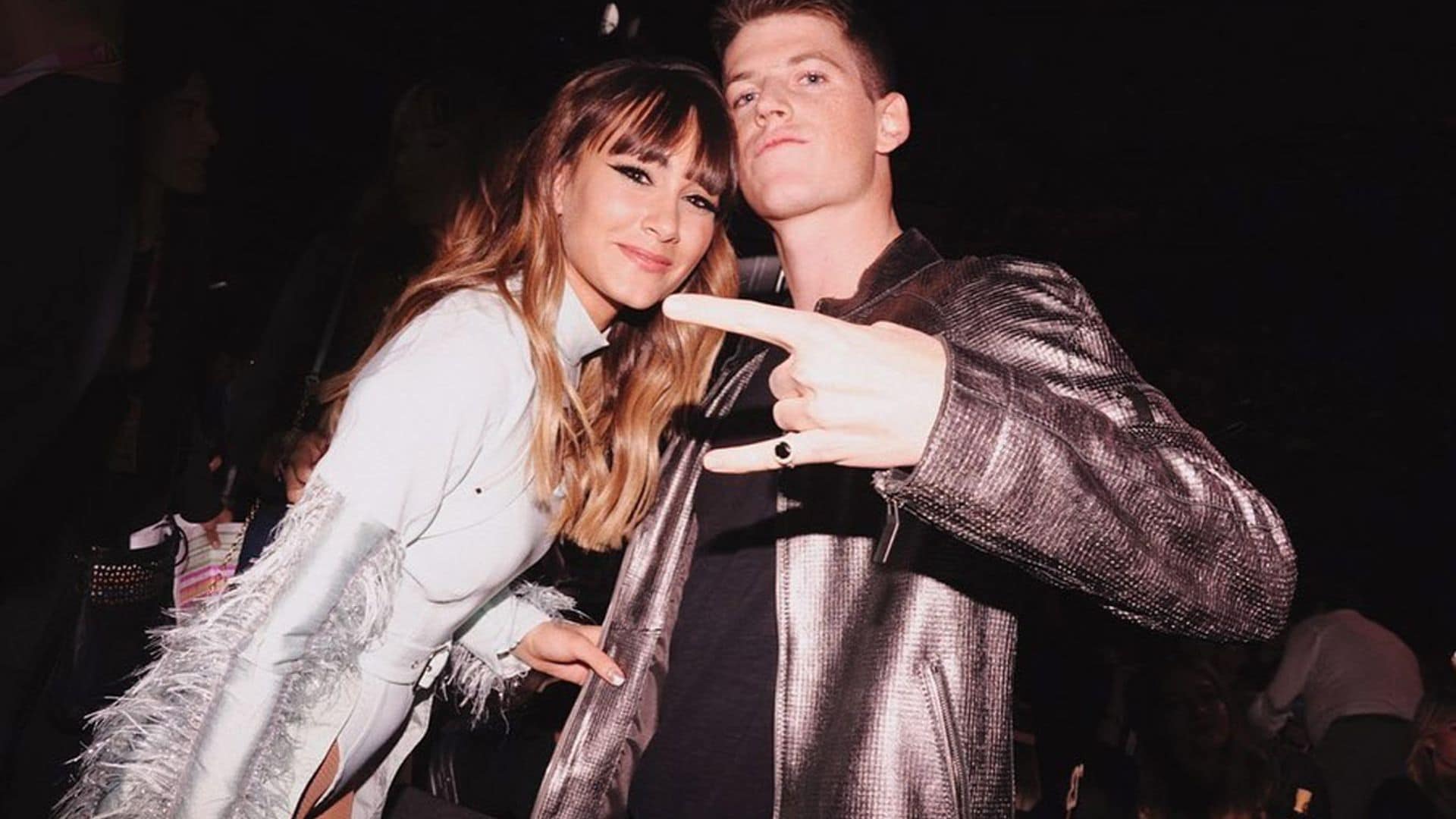 La cantante Anitta, fotógrafa de la imagen más esperada: la de Aitana y Miguel Bernardeau