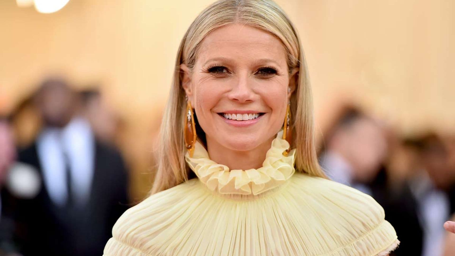 De Gwyneth Paltrow a Sarah Jessica Parker y Jordan Alexander, las actrices se rinden al vestido arcoíris