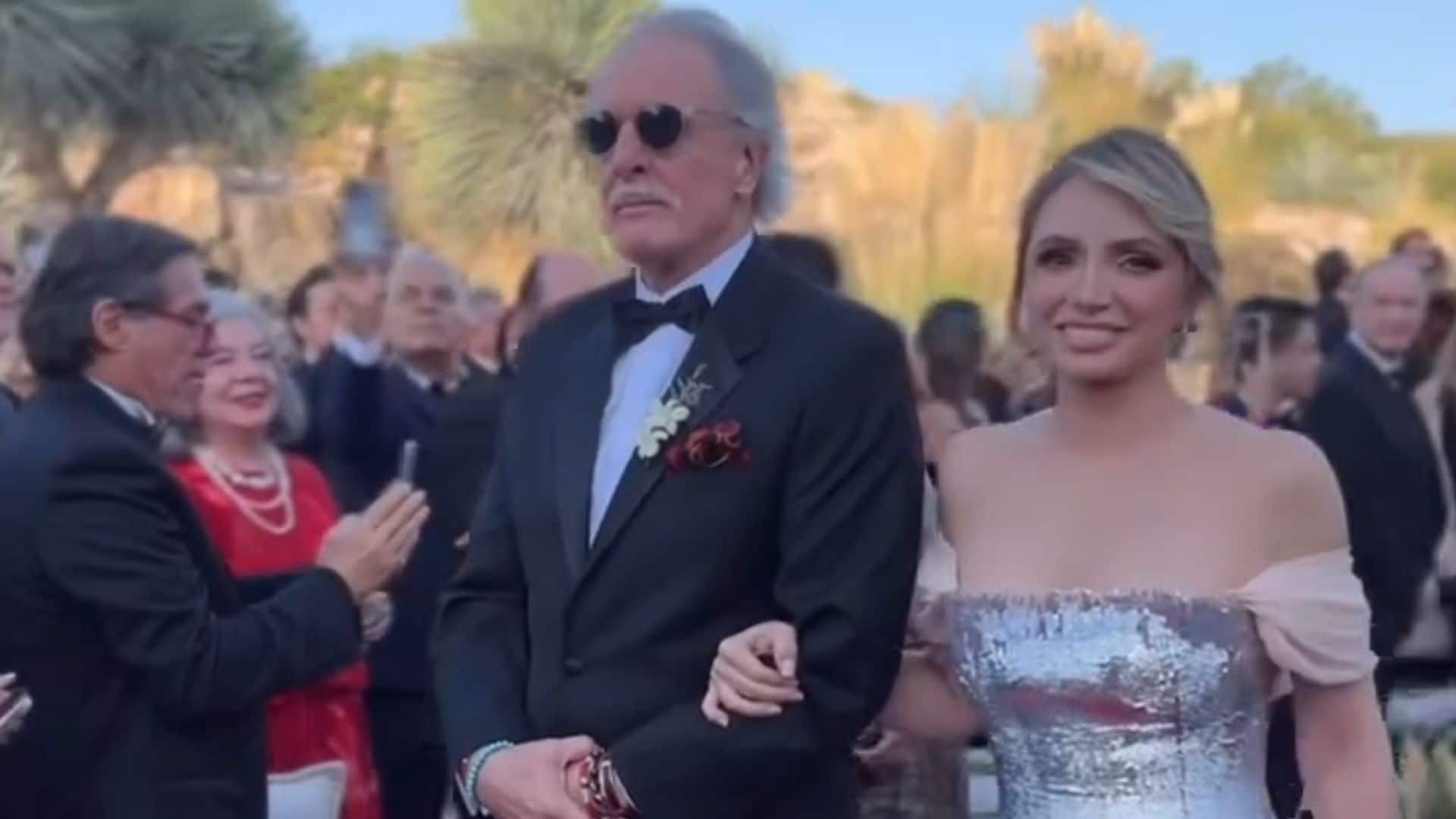 El estilo de la mamá de la novia: Angélica Rivera deslumbra en la boda de su hija Sofia