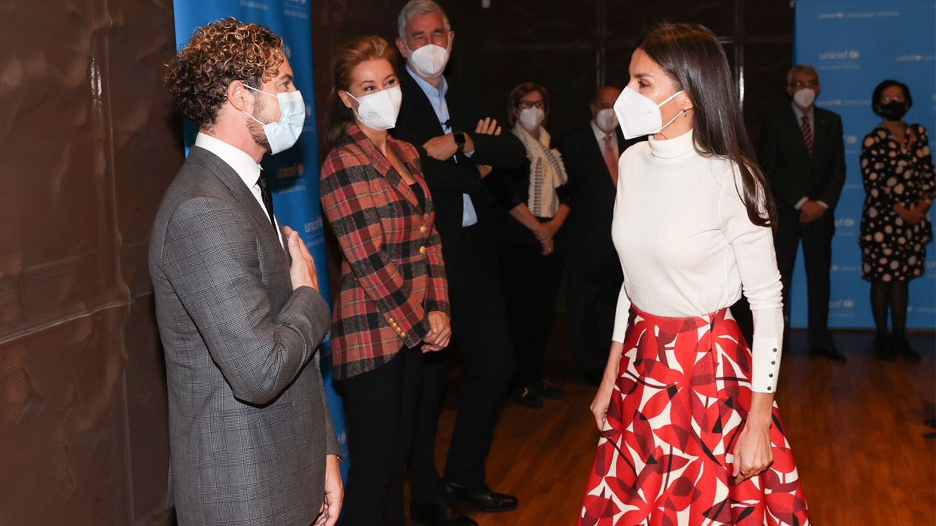 Doña Letizia suma fuerzas con David Bisbal por el bienestar de los niños