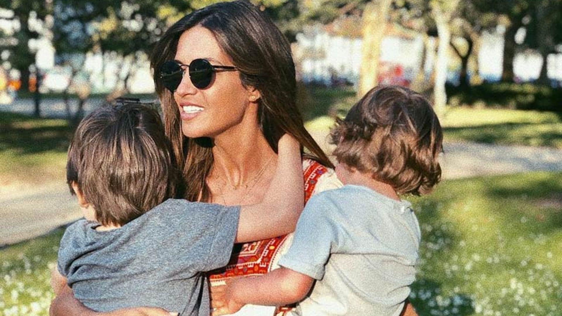 Sara Carbonero revela la dulce manera que tienen sus hijos de despertarla