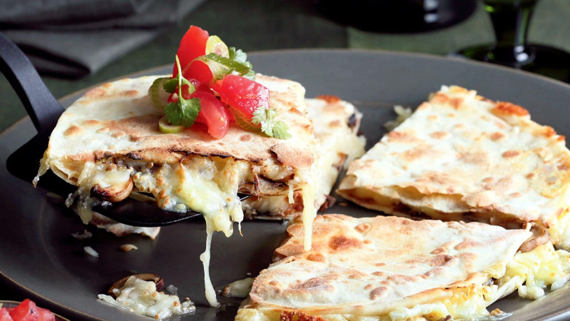 Quesadillas de champiñones y queso de Oaxaca