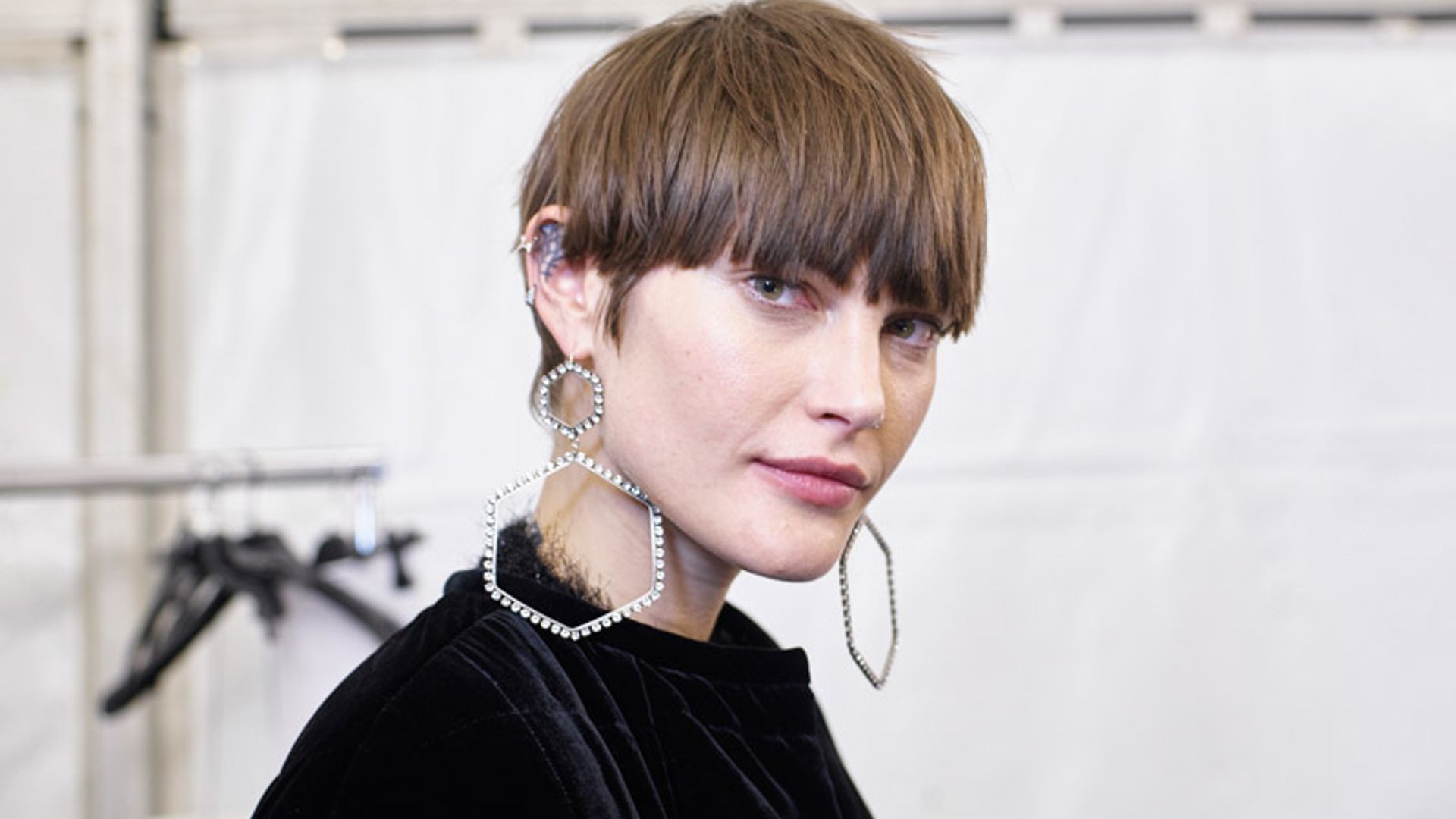 Ocho motivos para empezar el año con lo último en pasarela: el 'bowl cut'