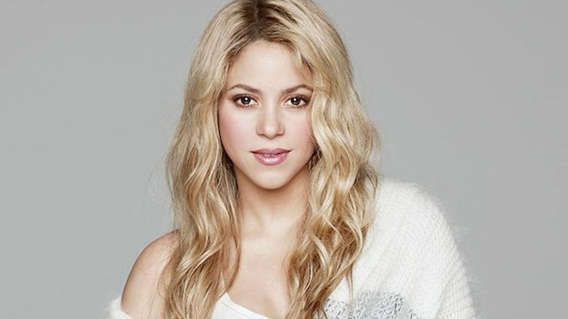 shakira pique 3a