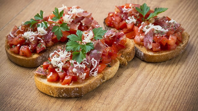 canape salmorejo jamon