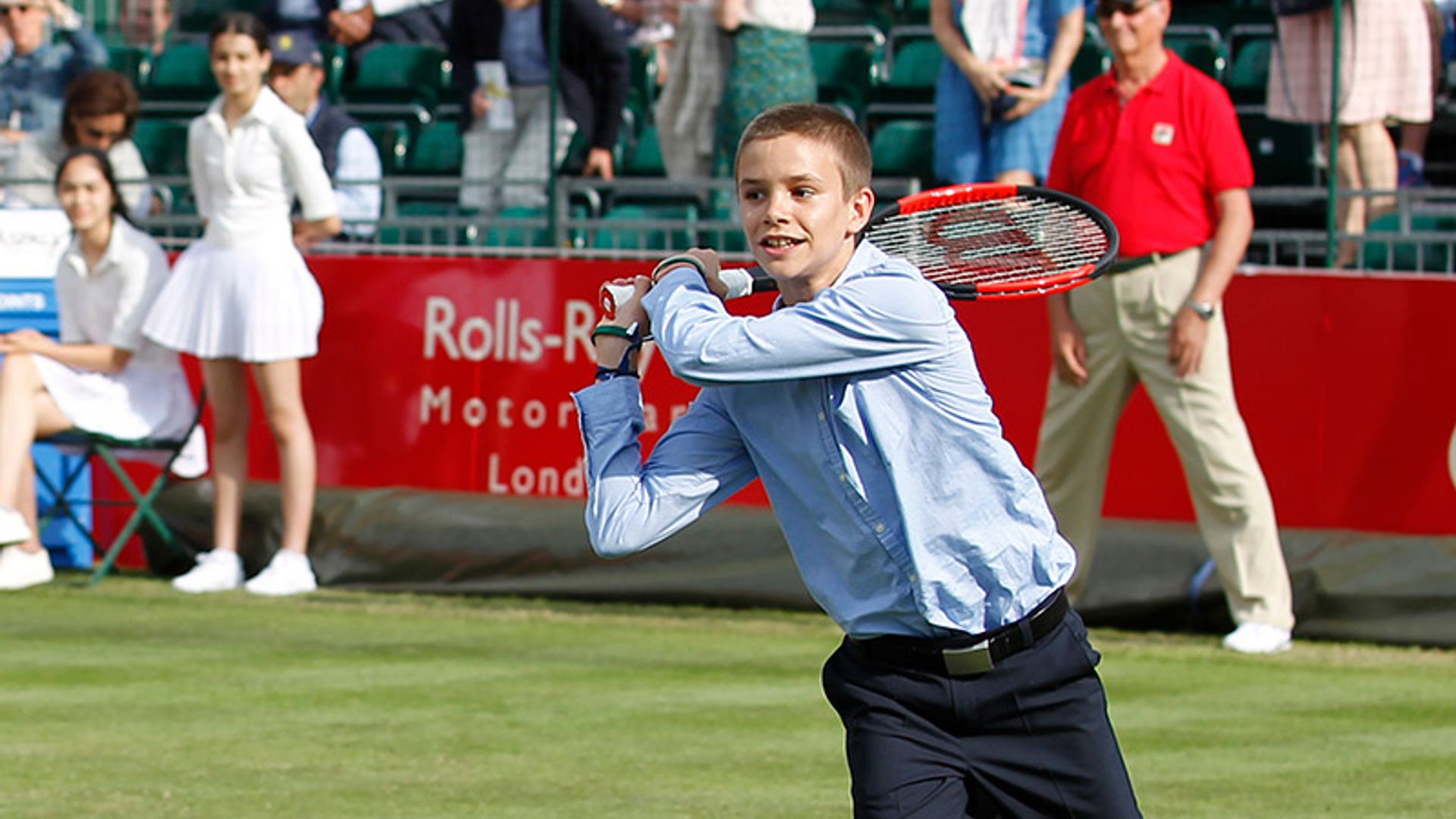 Victoria y David Beckham dispuestos a convertir a su hijo Romeo en estrella del tenis