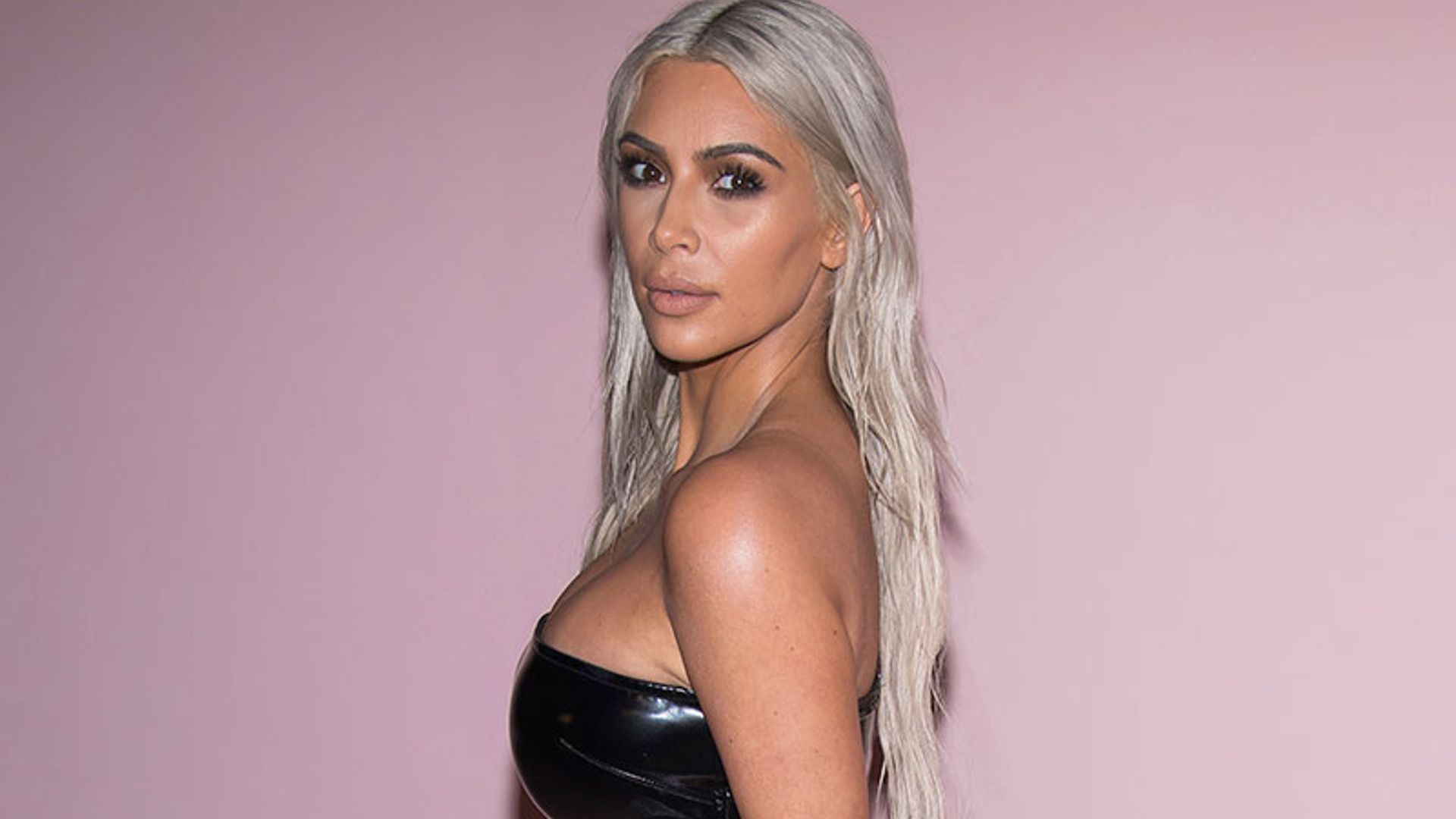 Kim Kardashian revela el secreto de uno de sus 'beauty  looks' más comentados 