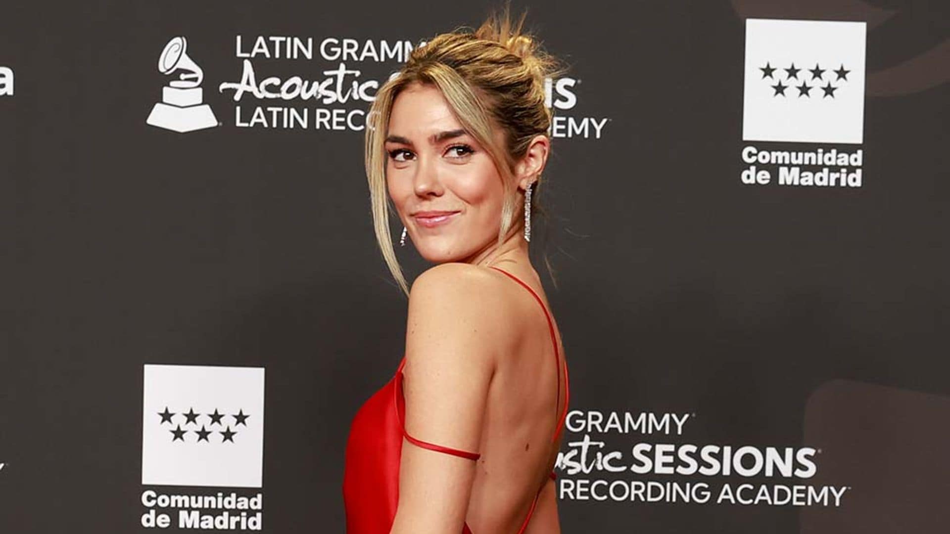 Ana Ferrer Padilla y Laura Escanes: coincidencia de estilos en la alfombra roja... ¡con el mismo vestido!