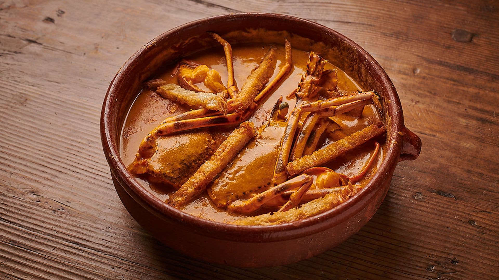 Caldereta de langosta: cómo hacer en casa este plato icónico de Menorca