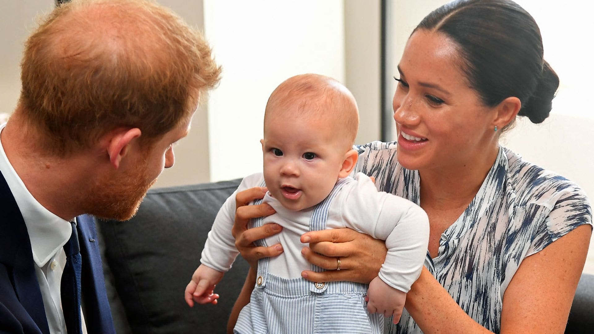 Archie, el hijo del príncipe Harry y Meghan Markle, 'está muy feliz de tener una hermanita'