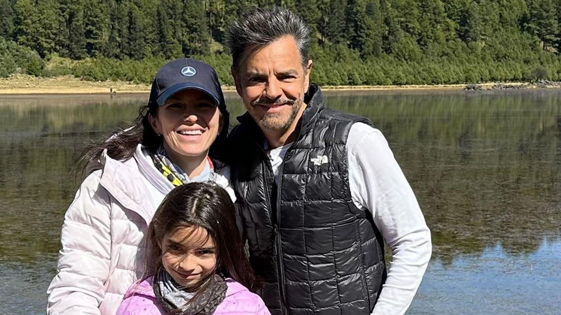 Eugenio Derbez y su familia disfrutan de su Thanksgiving más extremo con paseos en moto acuática