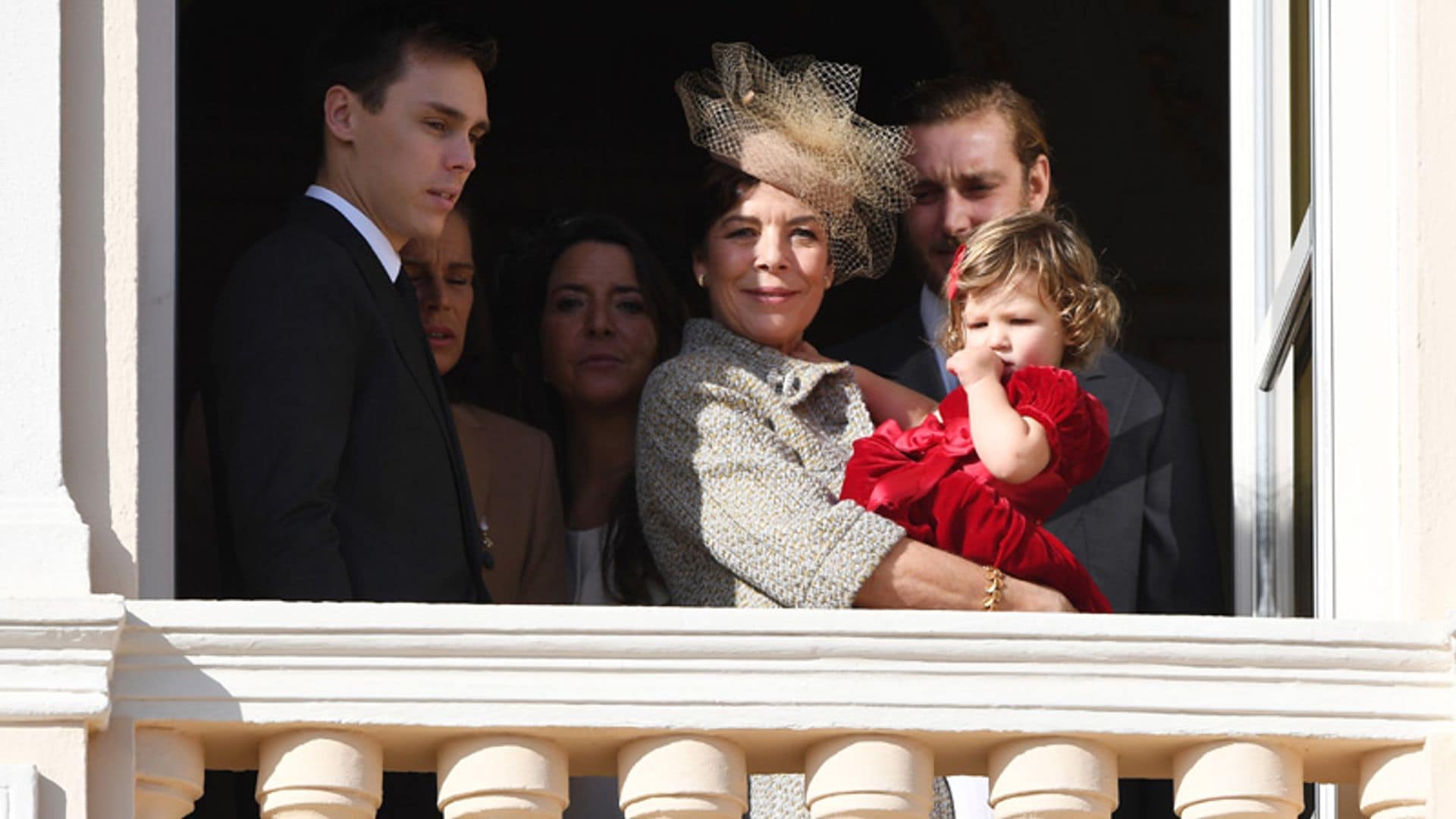 Castaña y de ojos azules, por fin conocemos a India Casiraghi