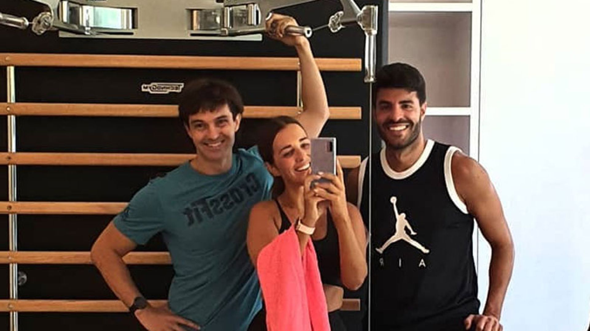 ¡Vuelta al cole! Paula Echevarría y Miguel Torres, ahora compañeros de 'gym'