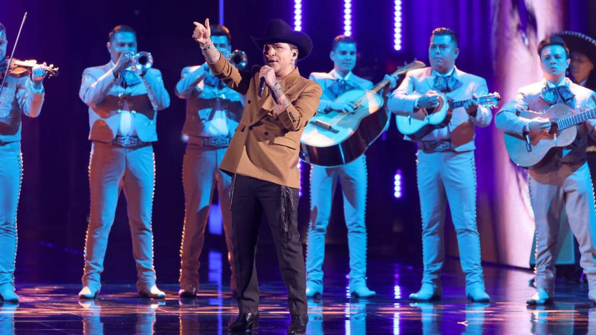 Christian Nodal hace su primera aparición en público tras su ruptura con Belinda