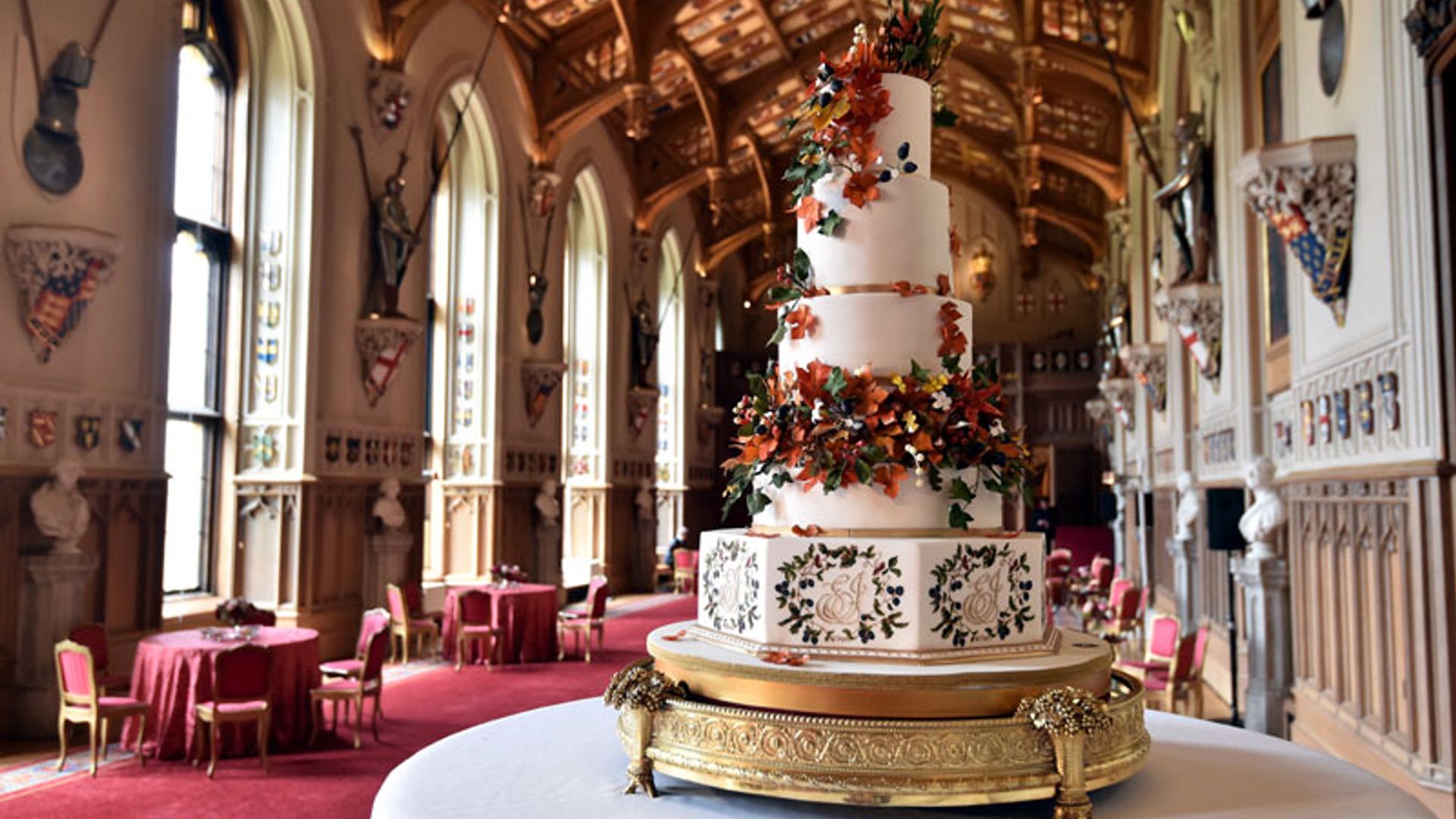 Así es la espectacular (y otoñal) tarta nupcial de Eugenia de York y Jack Brooksbank