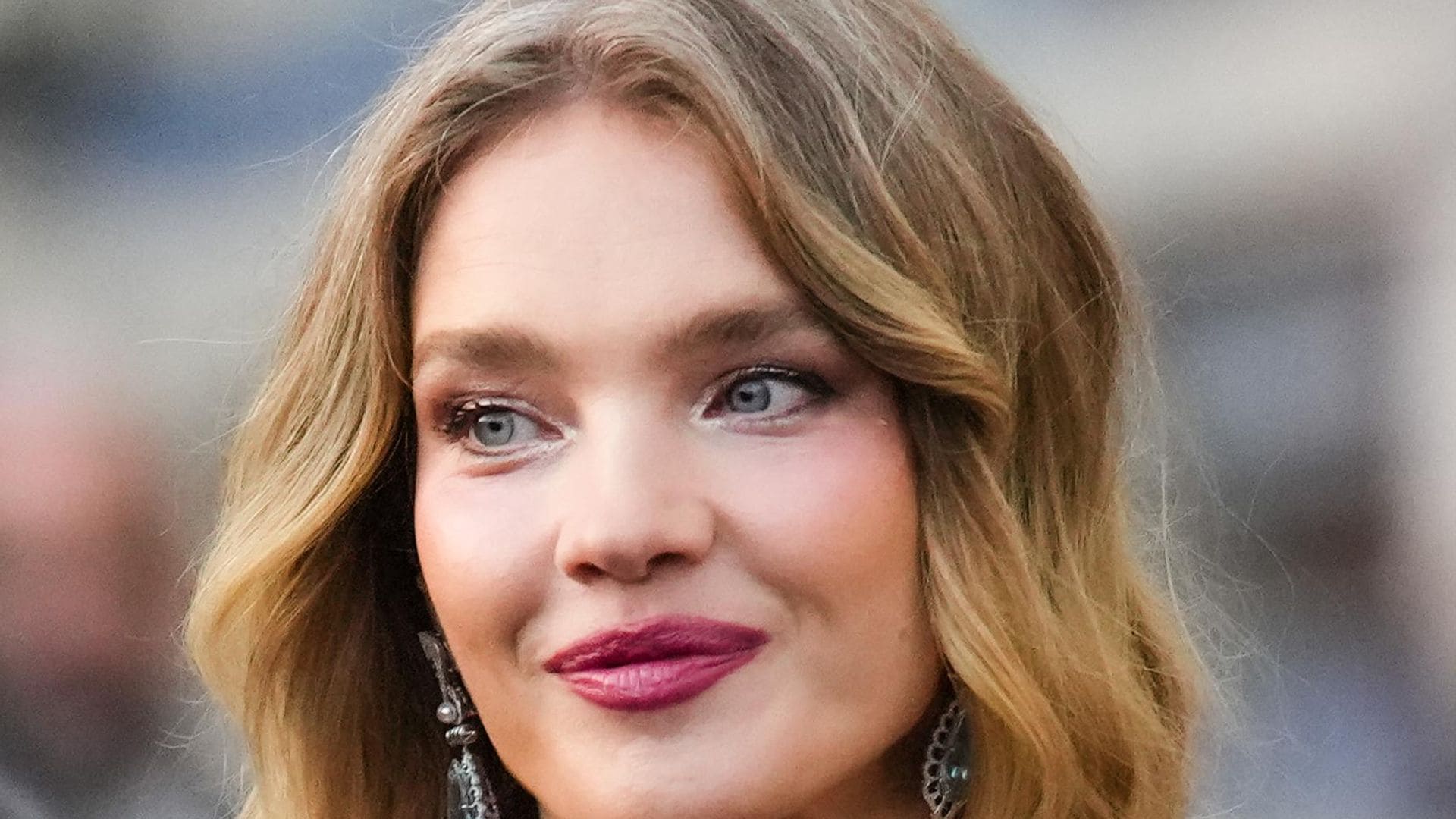 La historia del emotivo reencuentro de Natalia Vodianova con su hermana después de 22 años