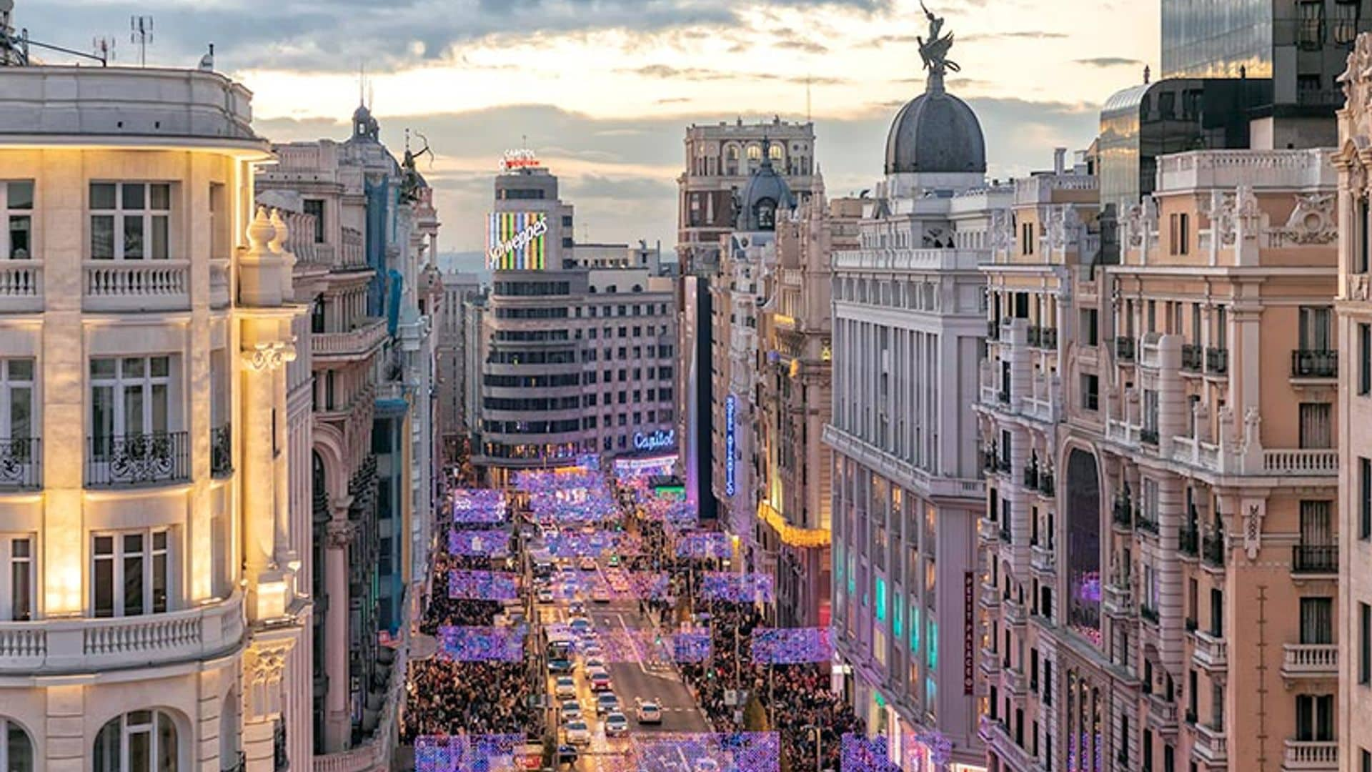 Es hora de (re)descubrir Gran Vía, la calle madrileña siempre a la última