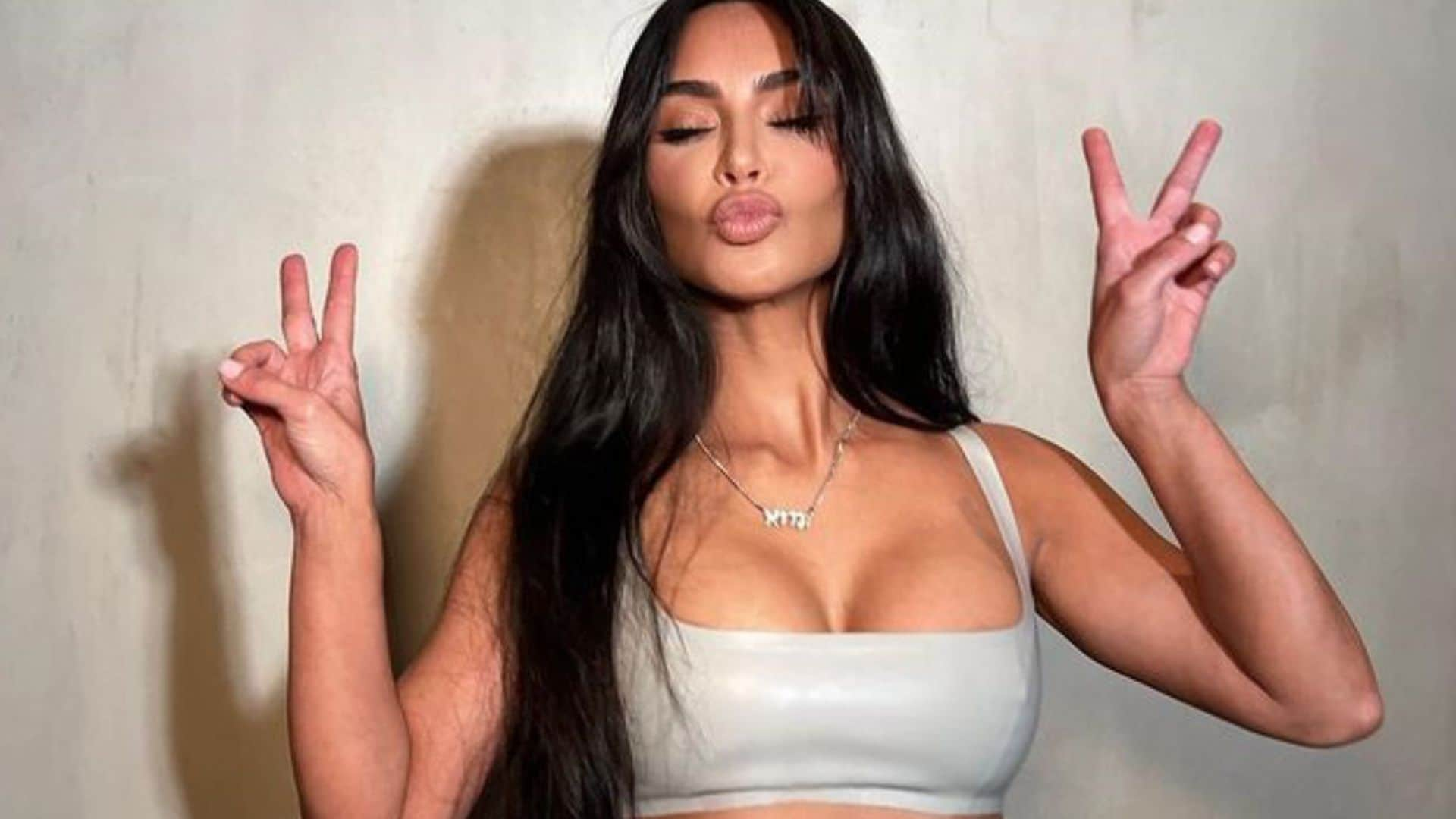 Kim Kardahian inspira la manicura más natural y bonita de la temporada