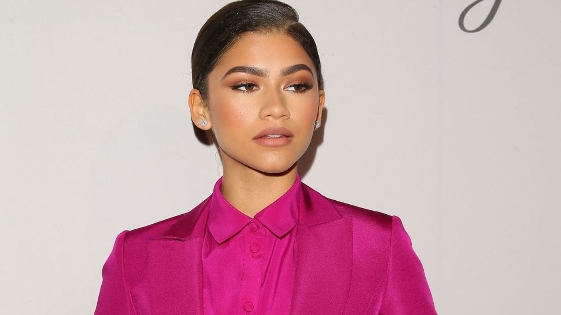 La nueva (y polémica) figura de cera de Zendaya lleva el traje rosa que se hizo viral en 2016