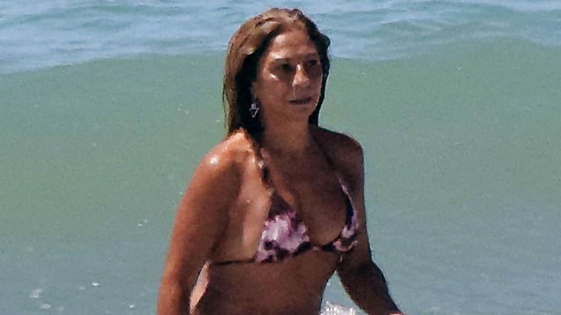 Lolita Flores, las imágenes de una espectacular abuela de 63 años en bikini