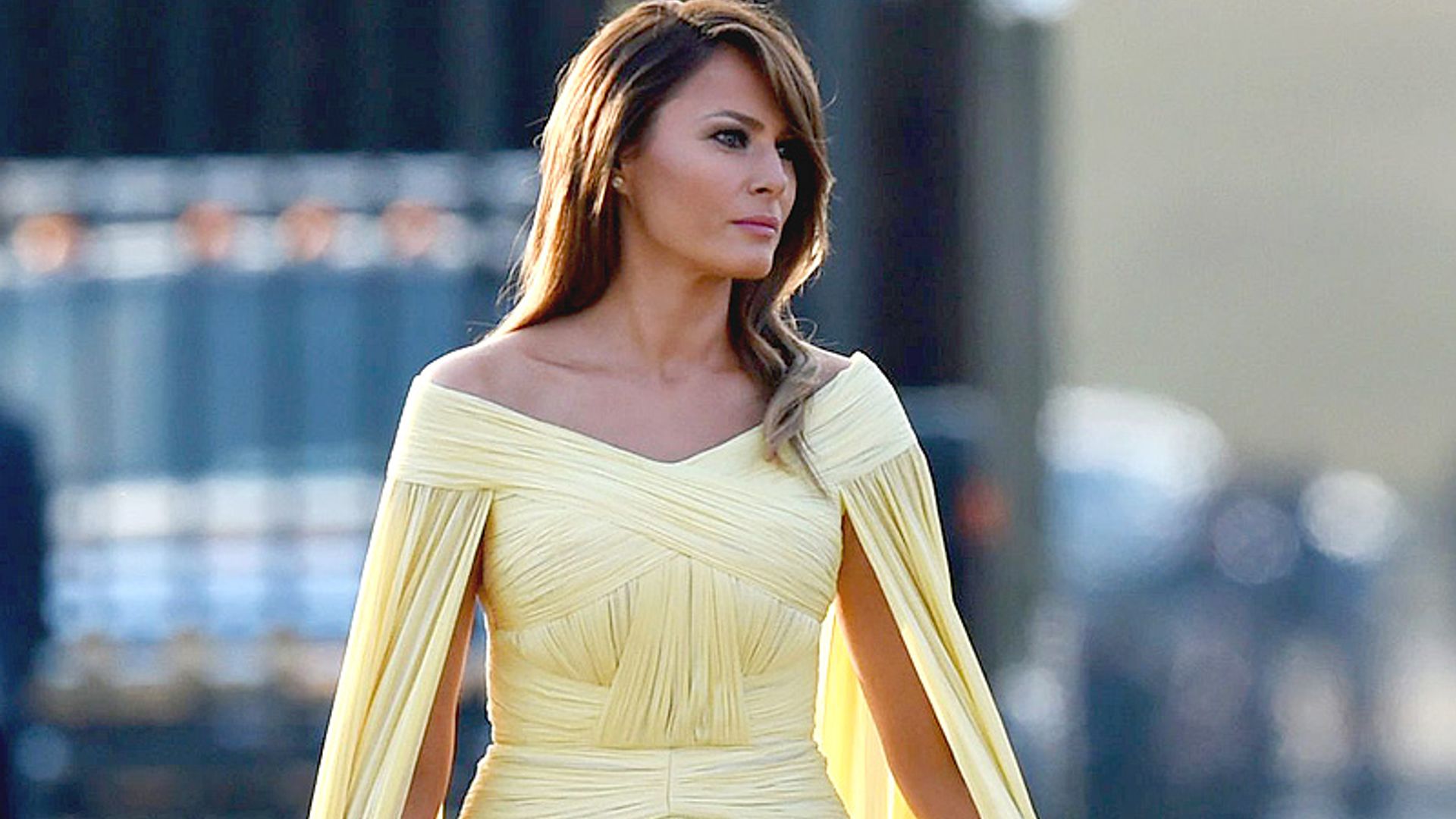 'Made in Spain' y en el color del verano, el nuevo complemento favorito de Melania Trump