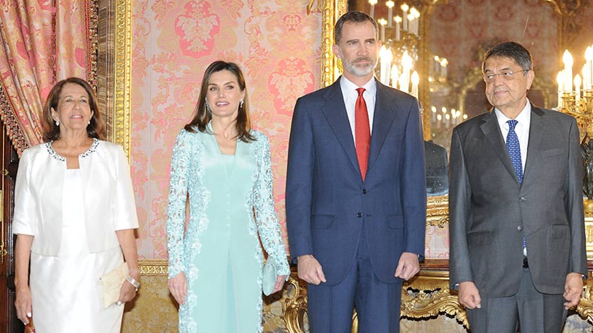 Los Reyes homenajean al Premio Cervantes Sergio Ramírez con un almuerzo en el Palacio Real