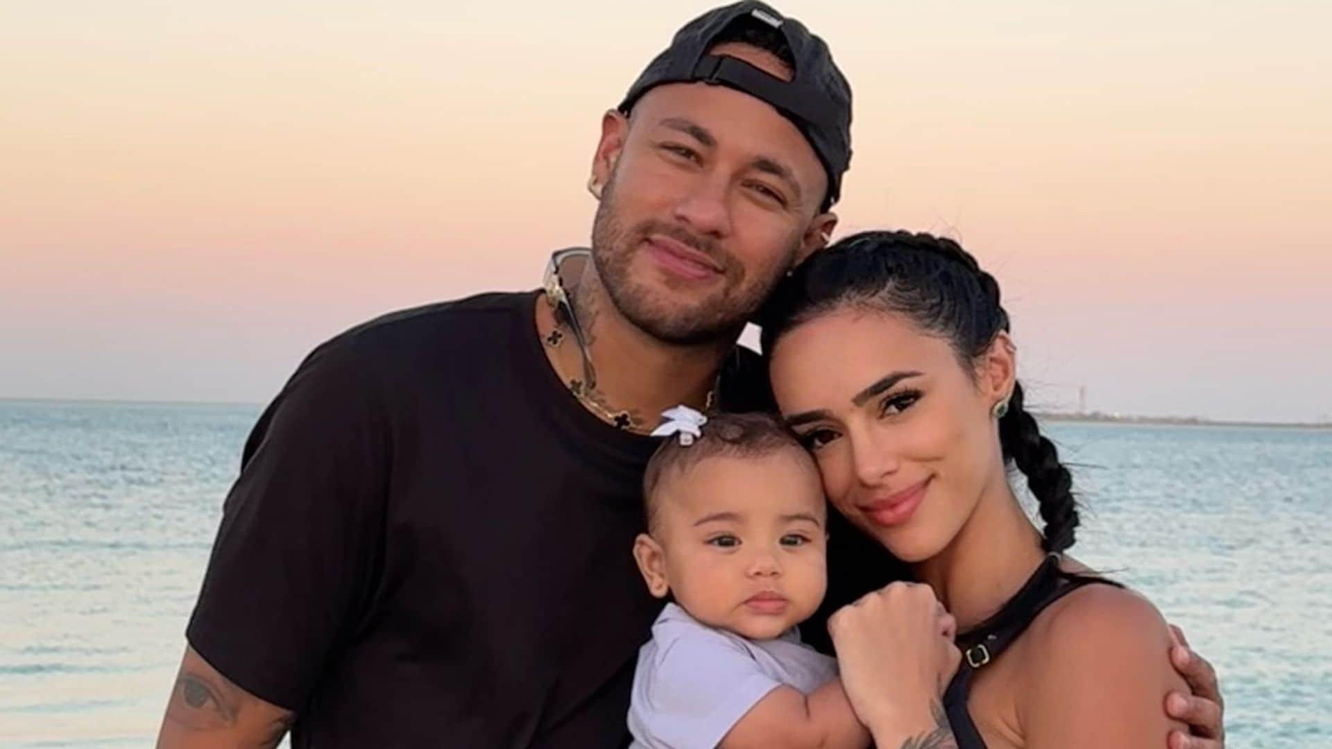 Neymar Jr., el más tierno junto a su hija, Mavie | ¡HOLA!