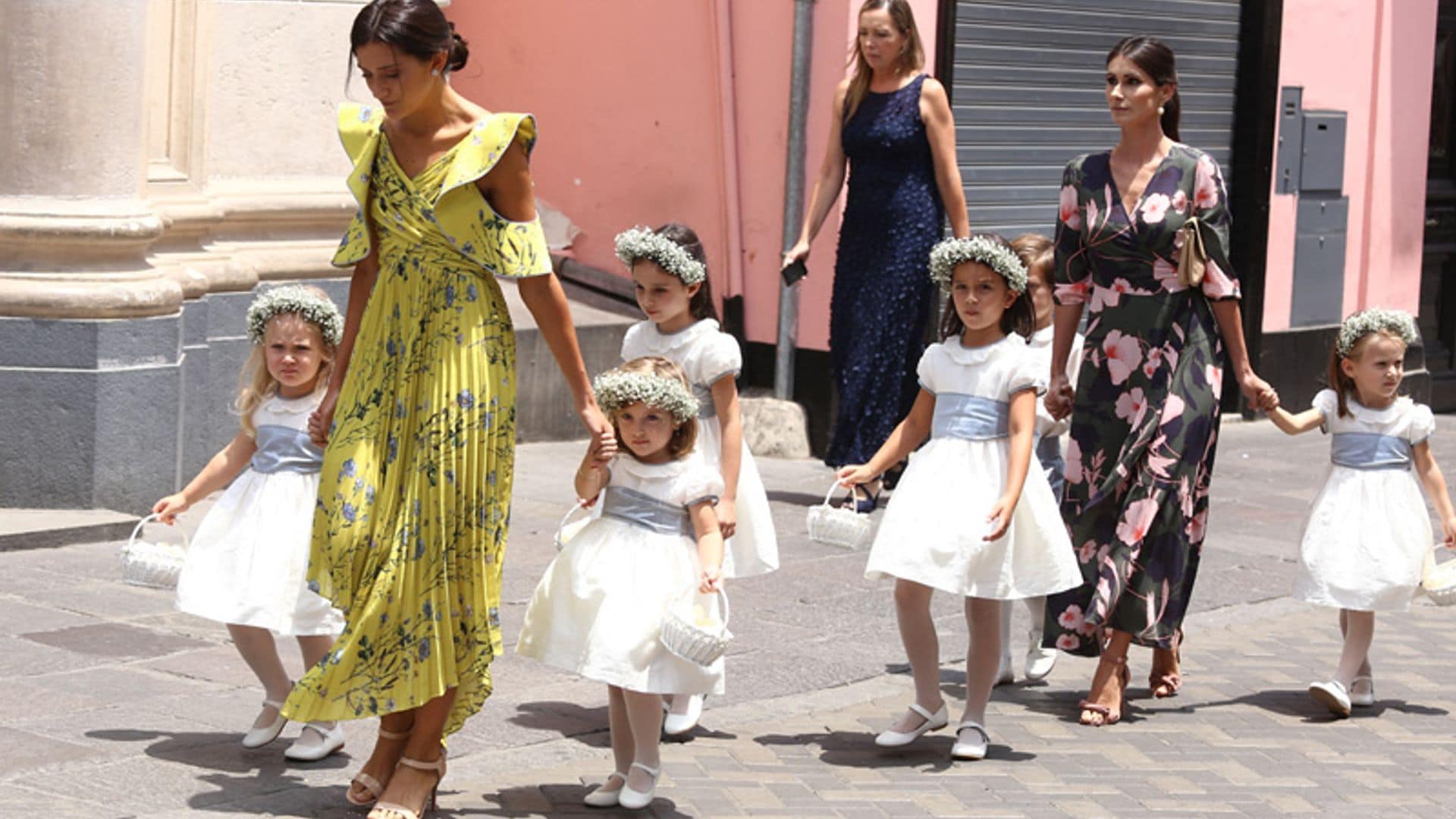 Los pajes de Alessandra de Osma, con el look de los príncipes George y Charlotte en la boda de Pippa