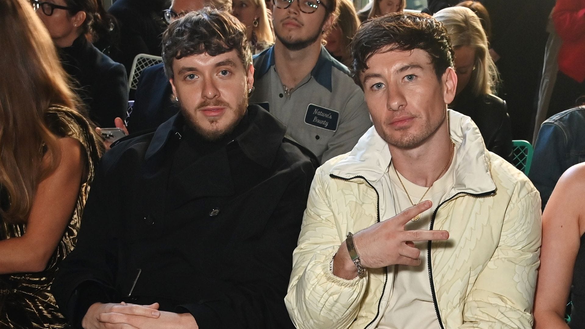 Jack Harlow, Barry Keoghan y Rosie Huntington-Whiteley entre los invitados mejor vestidos en el desfile de Burberry