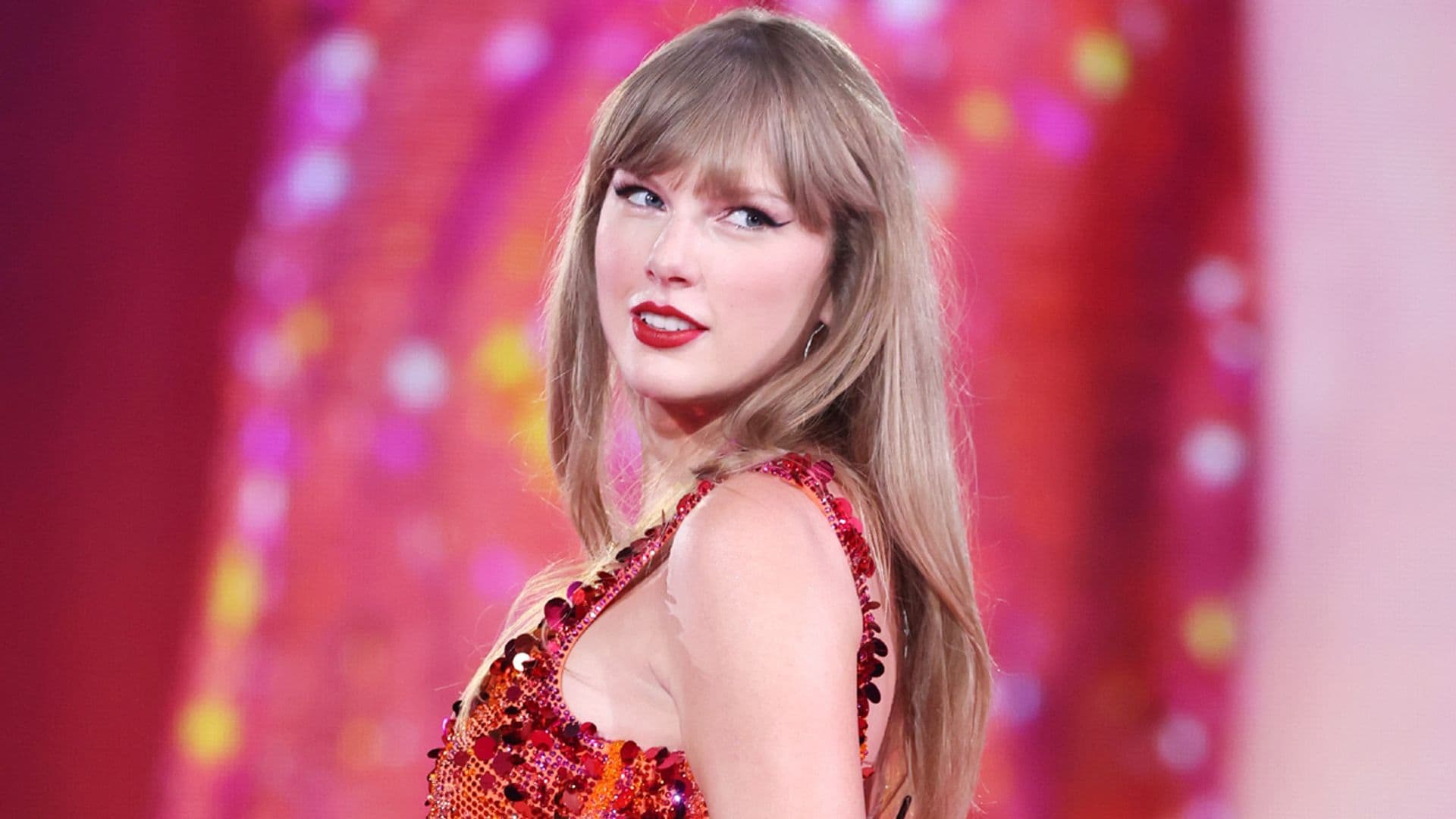 Copia el maquillaje y el peinado de Taylor Swift en su gira 'The Eras Tour'