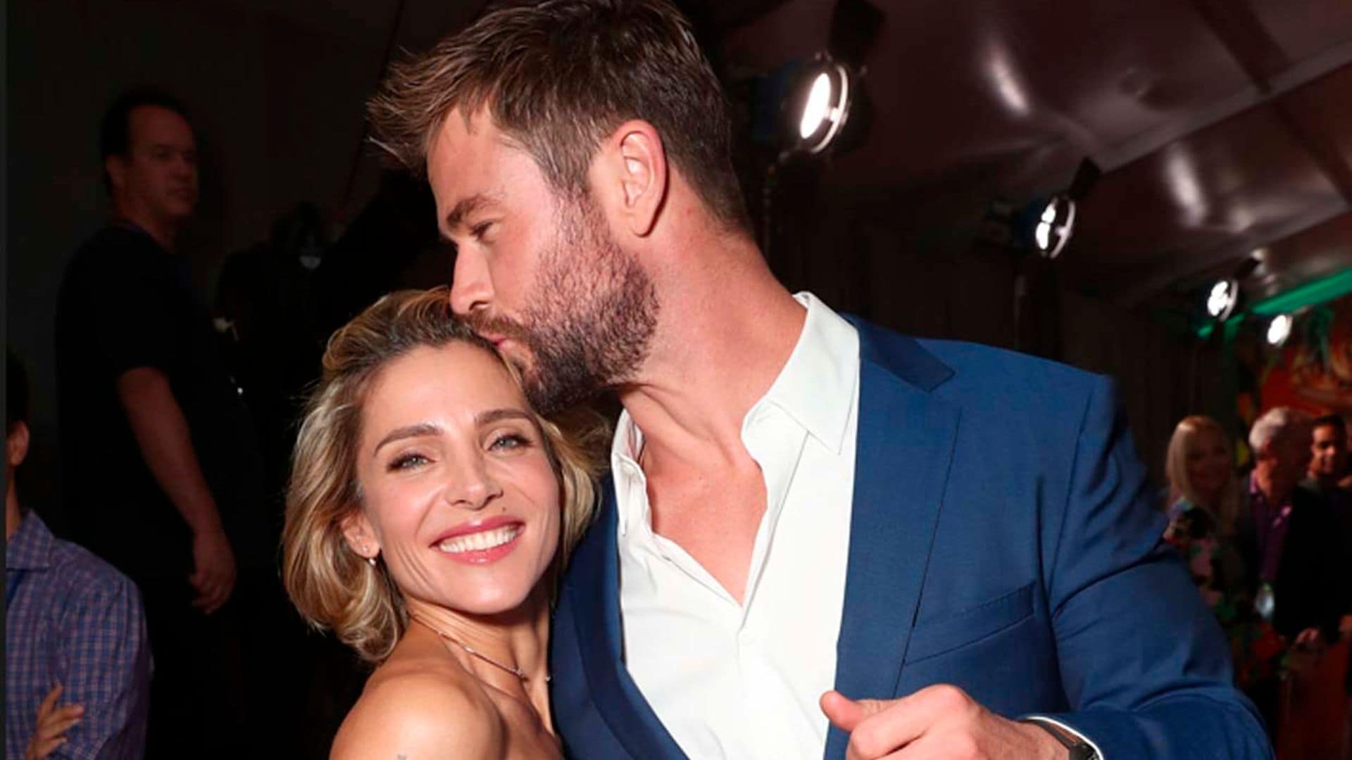 La inesperada conexión de Elsa Pataky con Chris Hemsworth en un avión