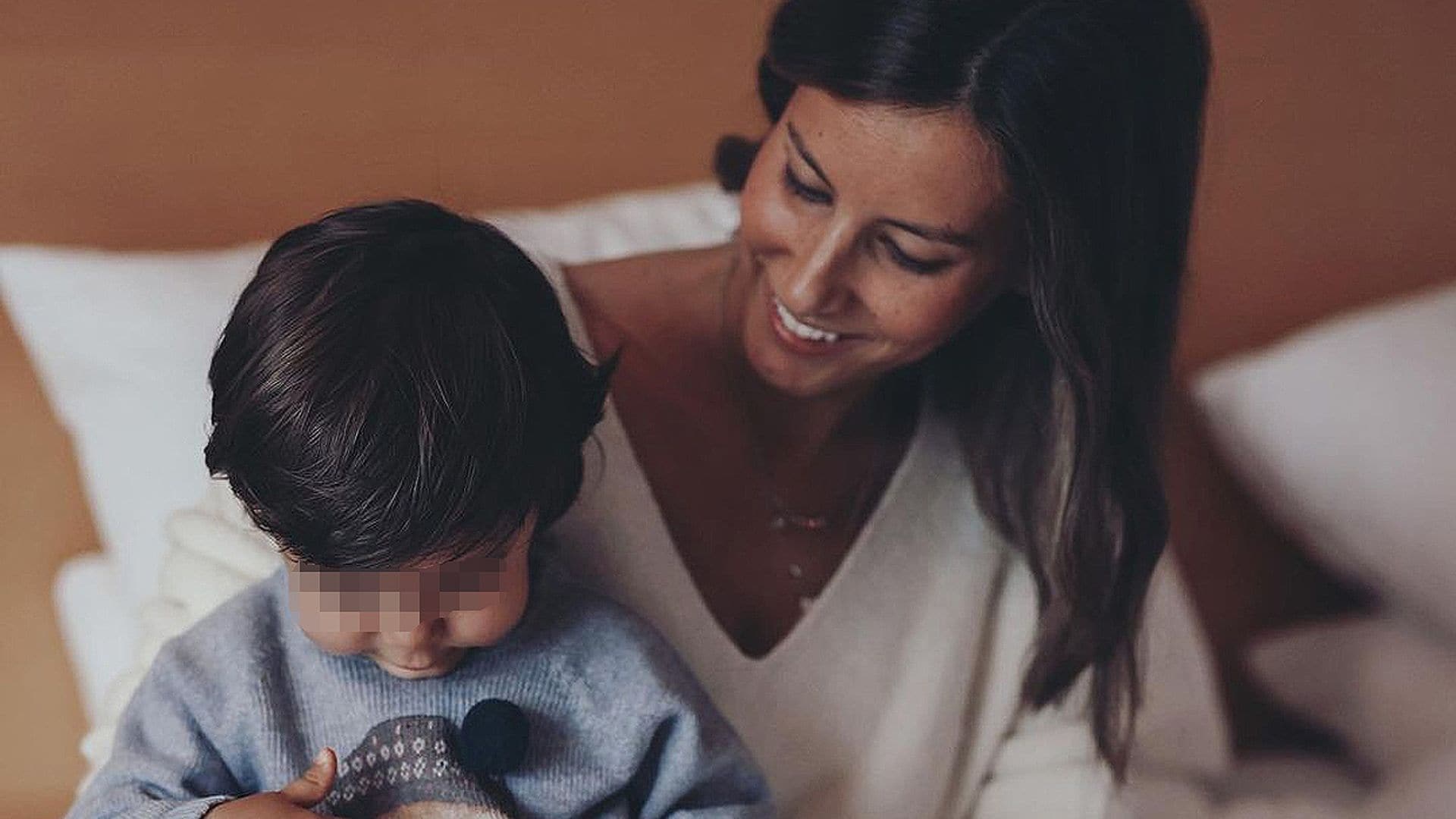 Miguel, hijo de Fernando Verdasco y Ana Boyer, un espontáneo en la cancha