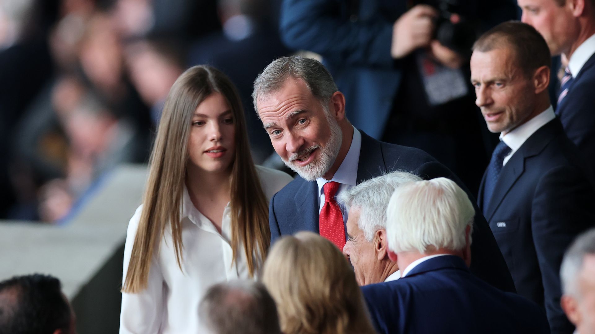 El rey Felipe y la infanta Sofía animan a la selección española en la final de la Eurocopa