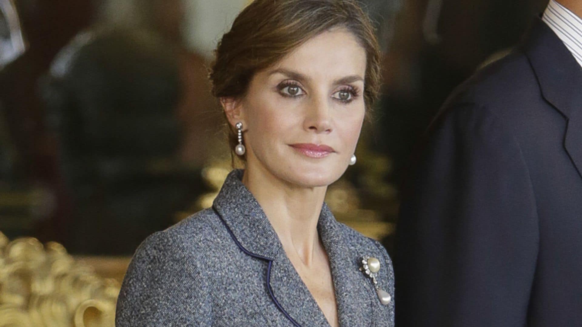 La reina Letizia rescata su 'Varela' más patrio en la felicitación navideña de este año