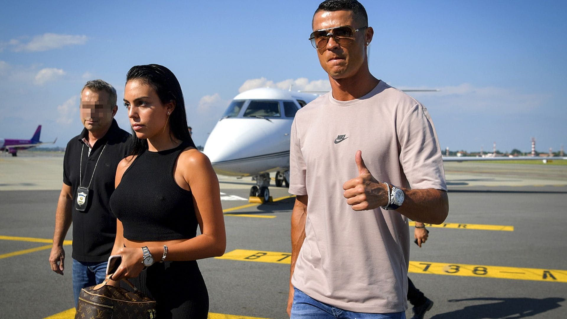 Cristiano, Georgina y sus hijos ya vuelan hacia Arabia Saudí: los próximos pasos de su nueva vida allí