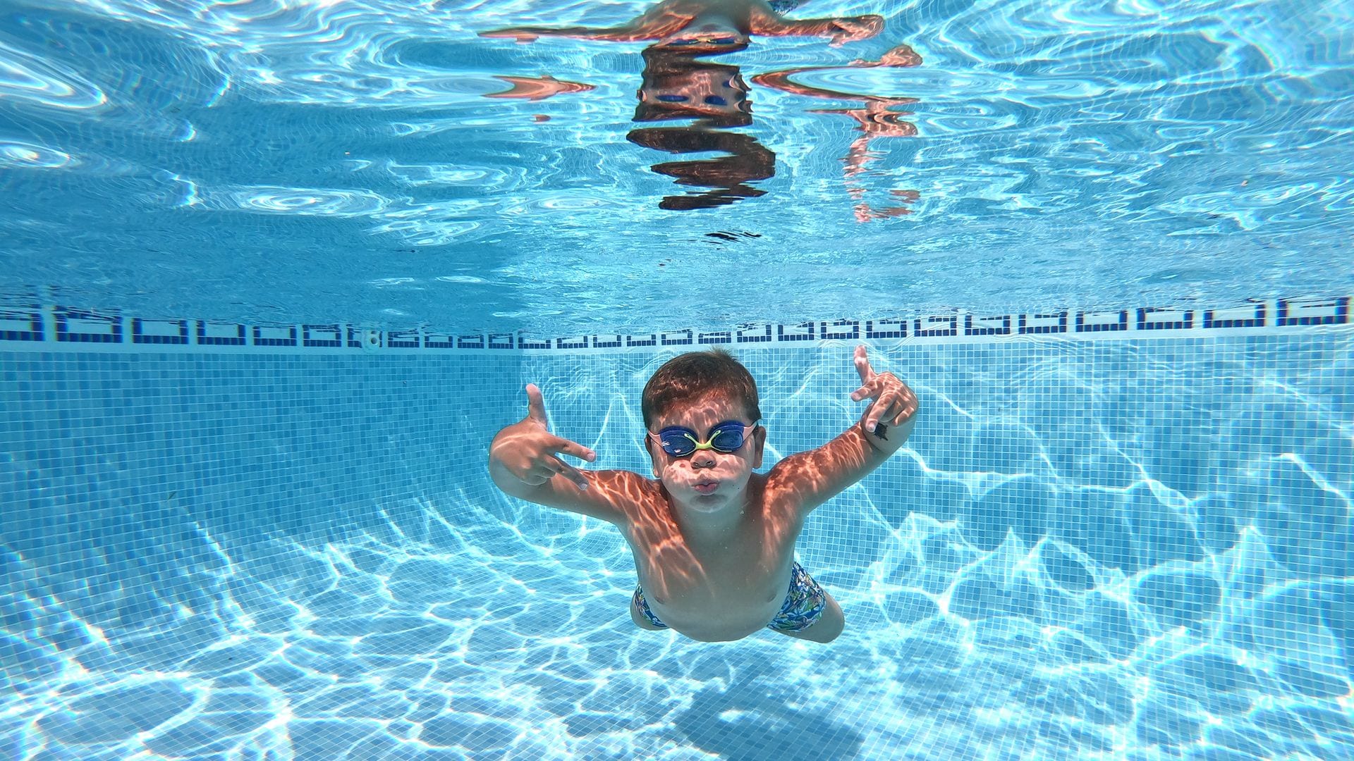 ¡Atención! Consejos para prevenir el ahogamiento de niños en la en la piscina