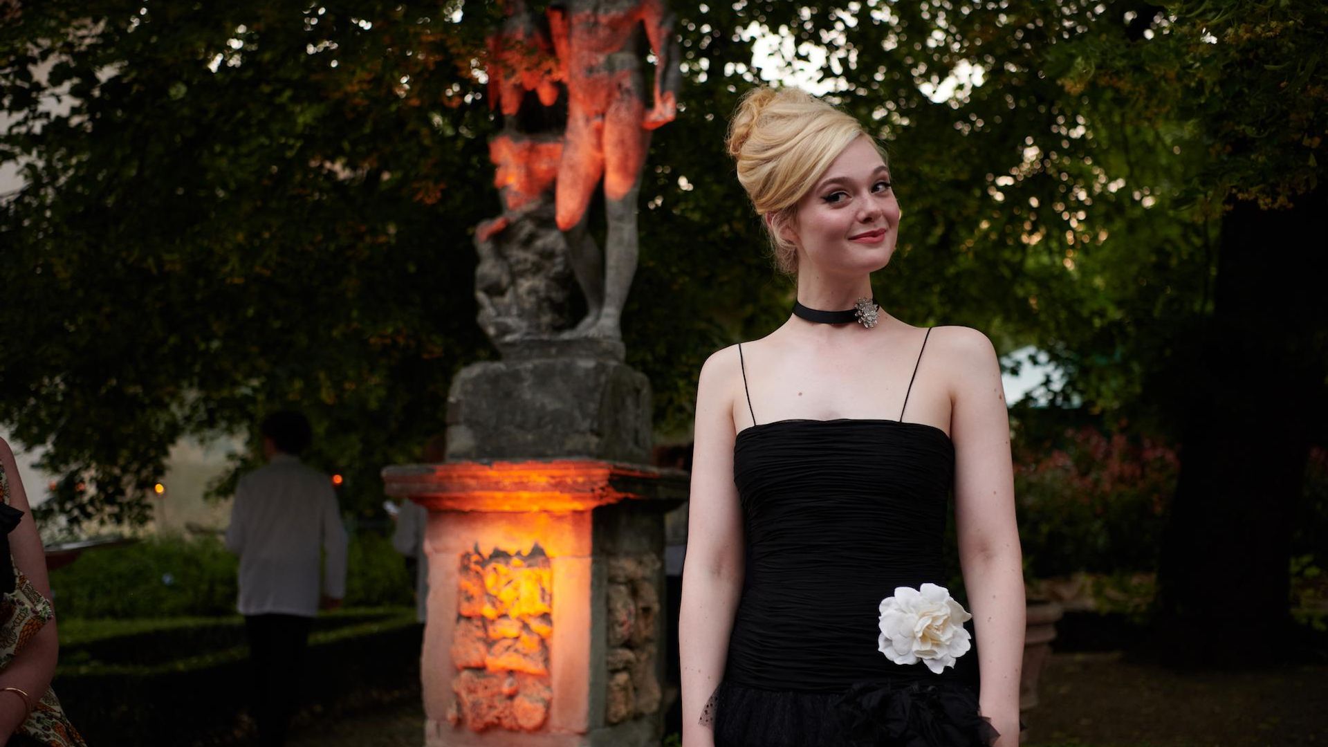 El look ultra chic de Elle Fanning en Italia