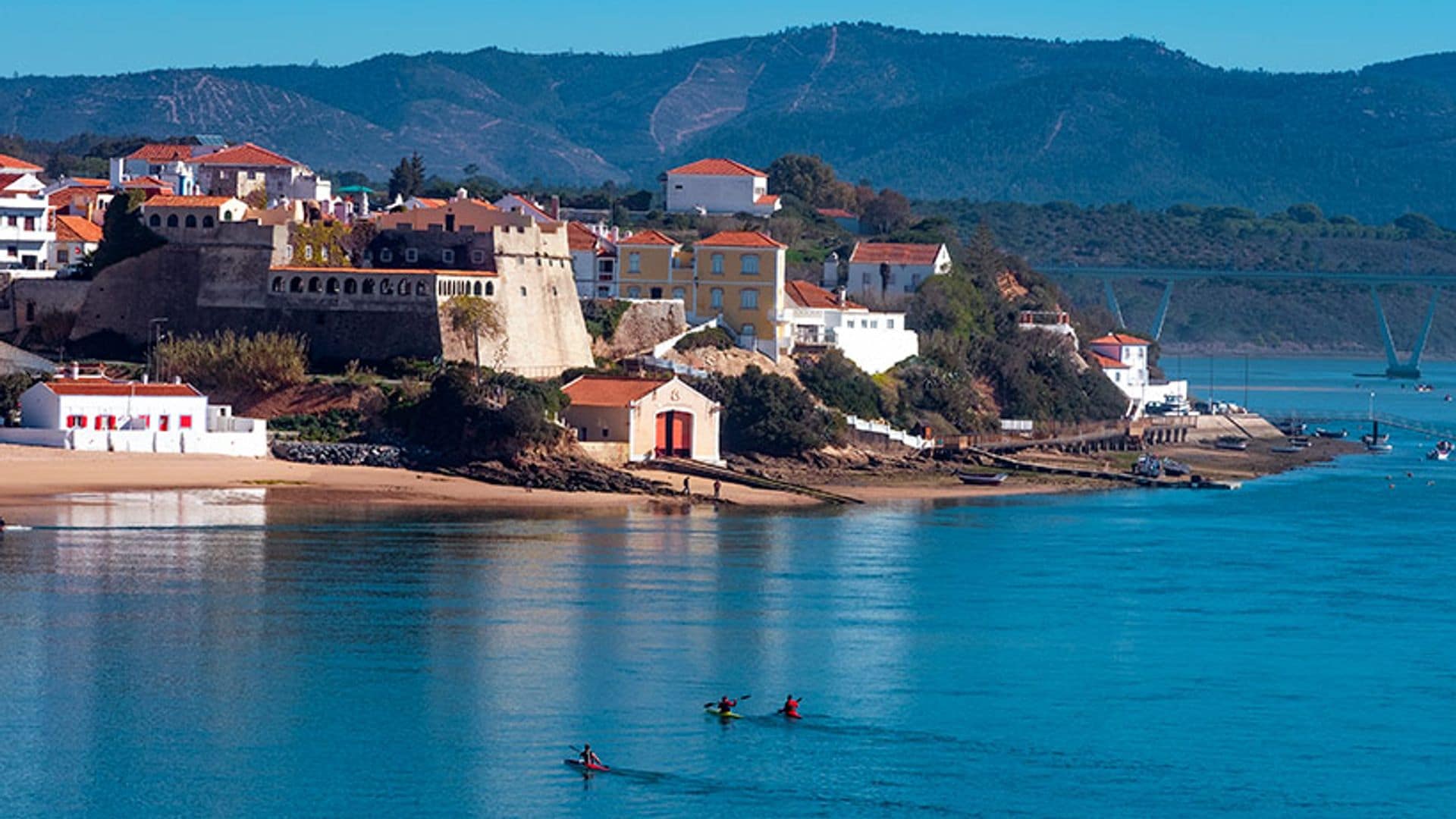 Vila Nova de Milfontes, el tesoro costero del Alentejo