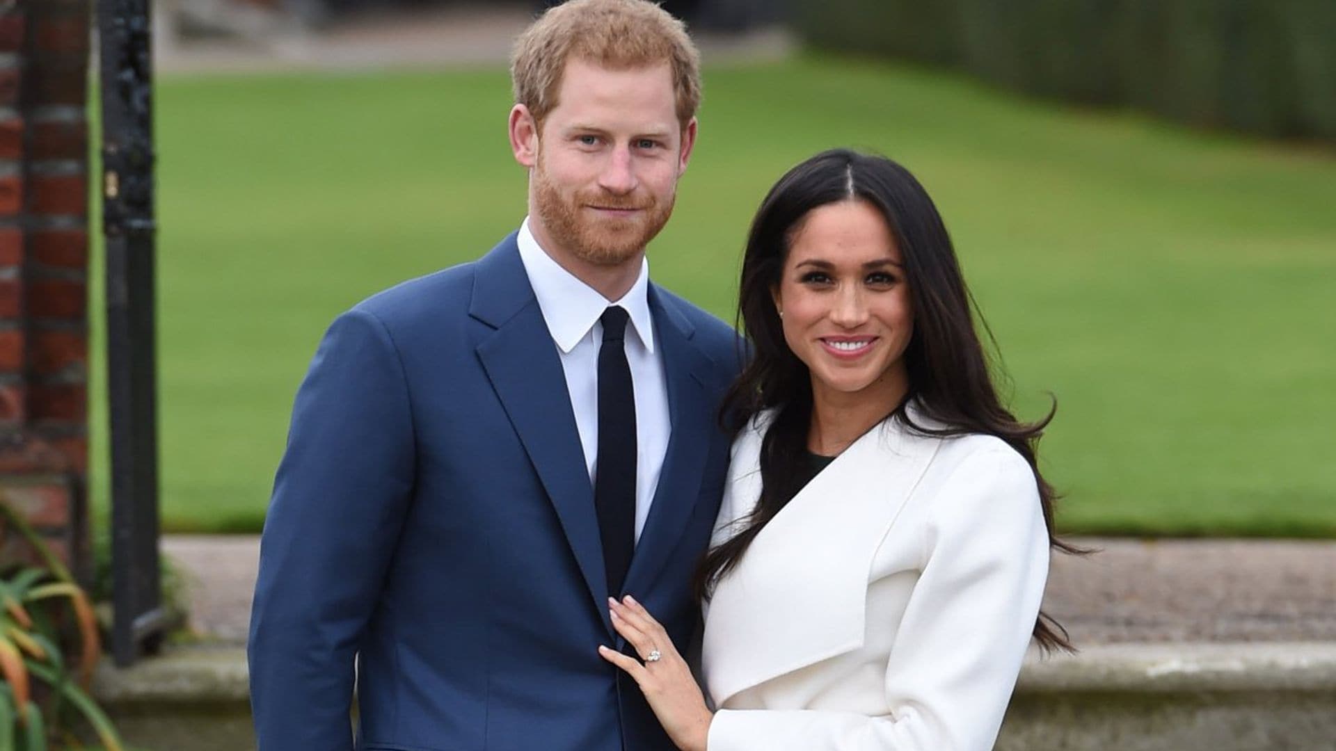 Alfonso Ussía estrena sección en ¡HOLA! y opina sobre el príncipe Harry y Meghan Markle