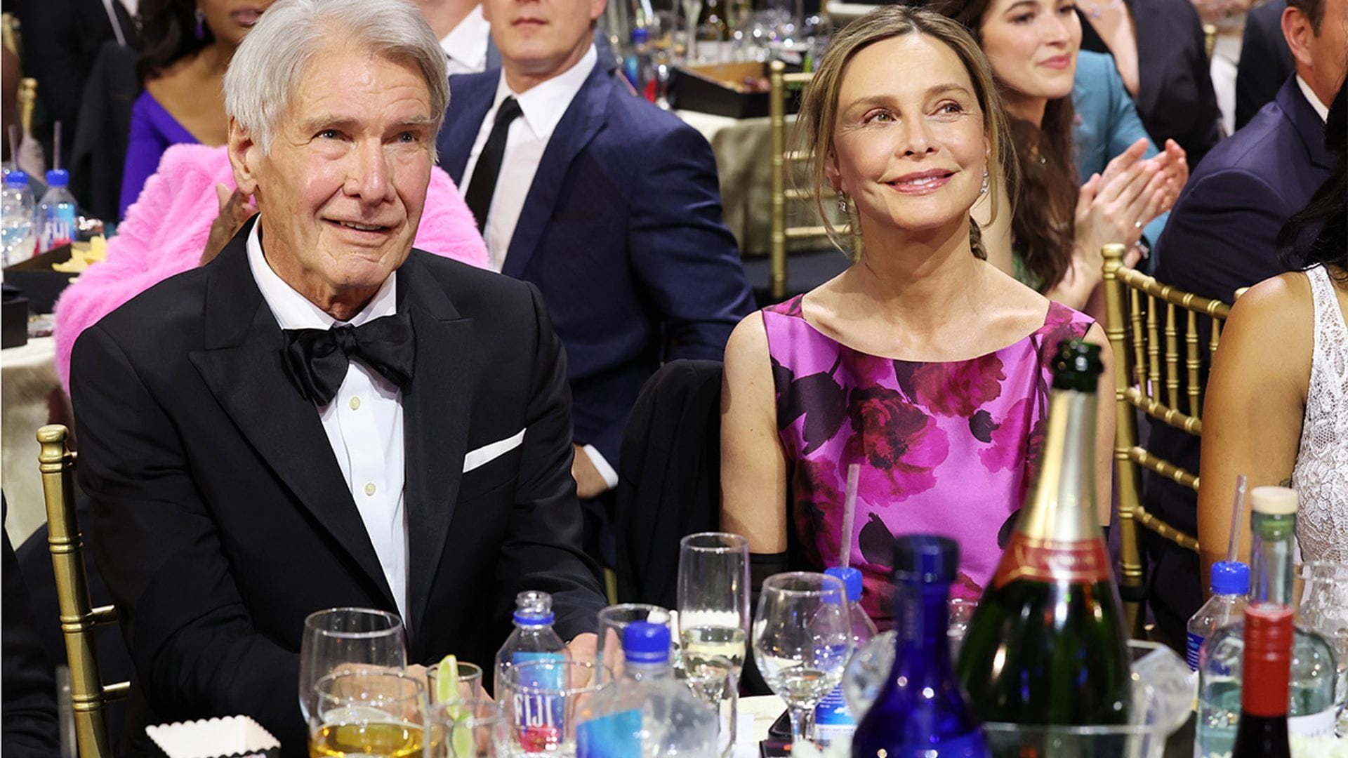 Harrison Ford, muy emocionado, habla como nunca de su mujer al recibir un premio en los Critics' Choice