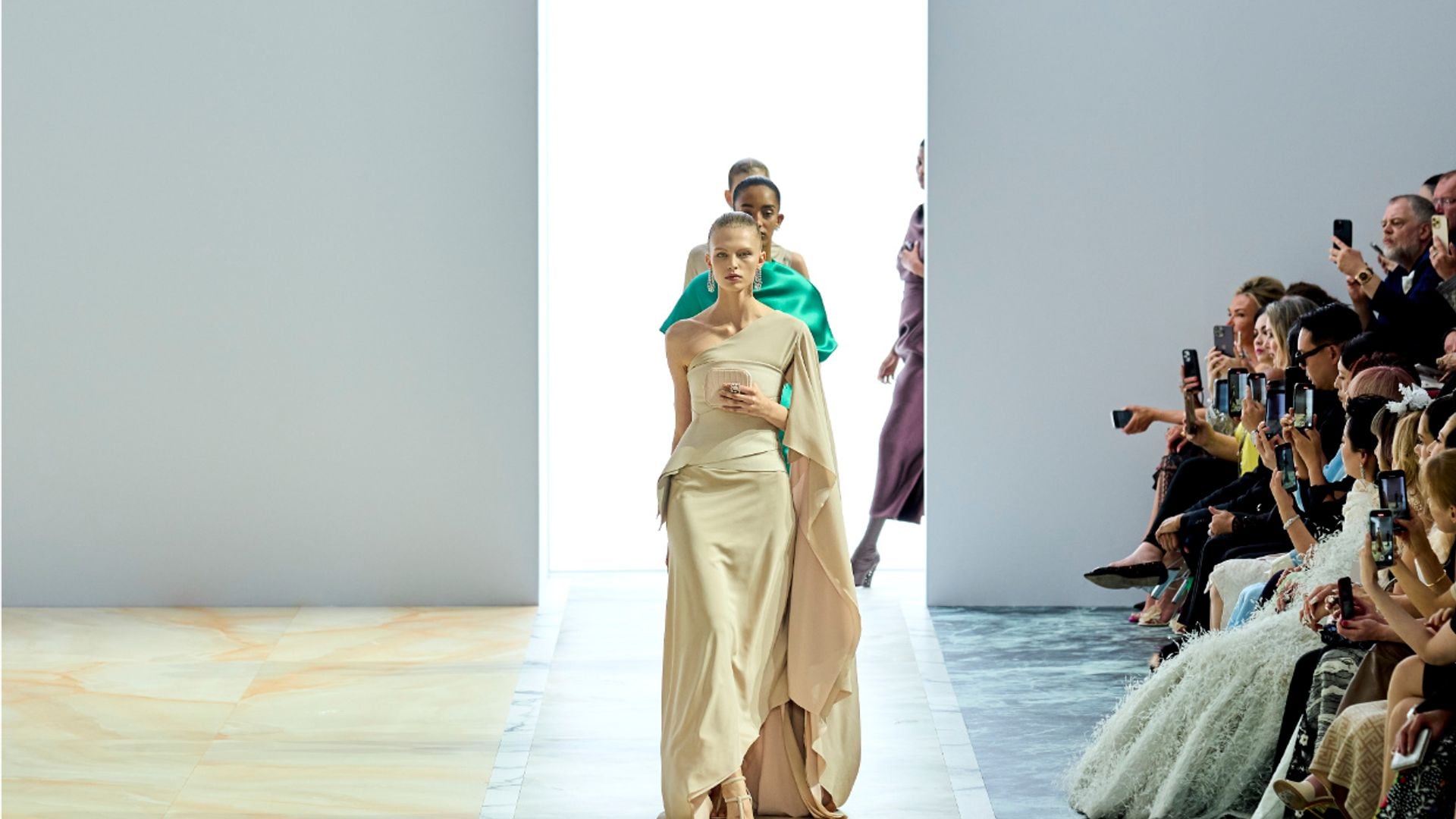 La simplicidad y la artesanía de lujo protagonizan la nueva colección de Fendi
