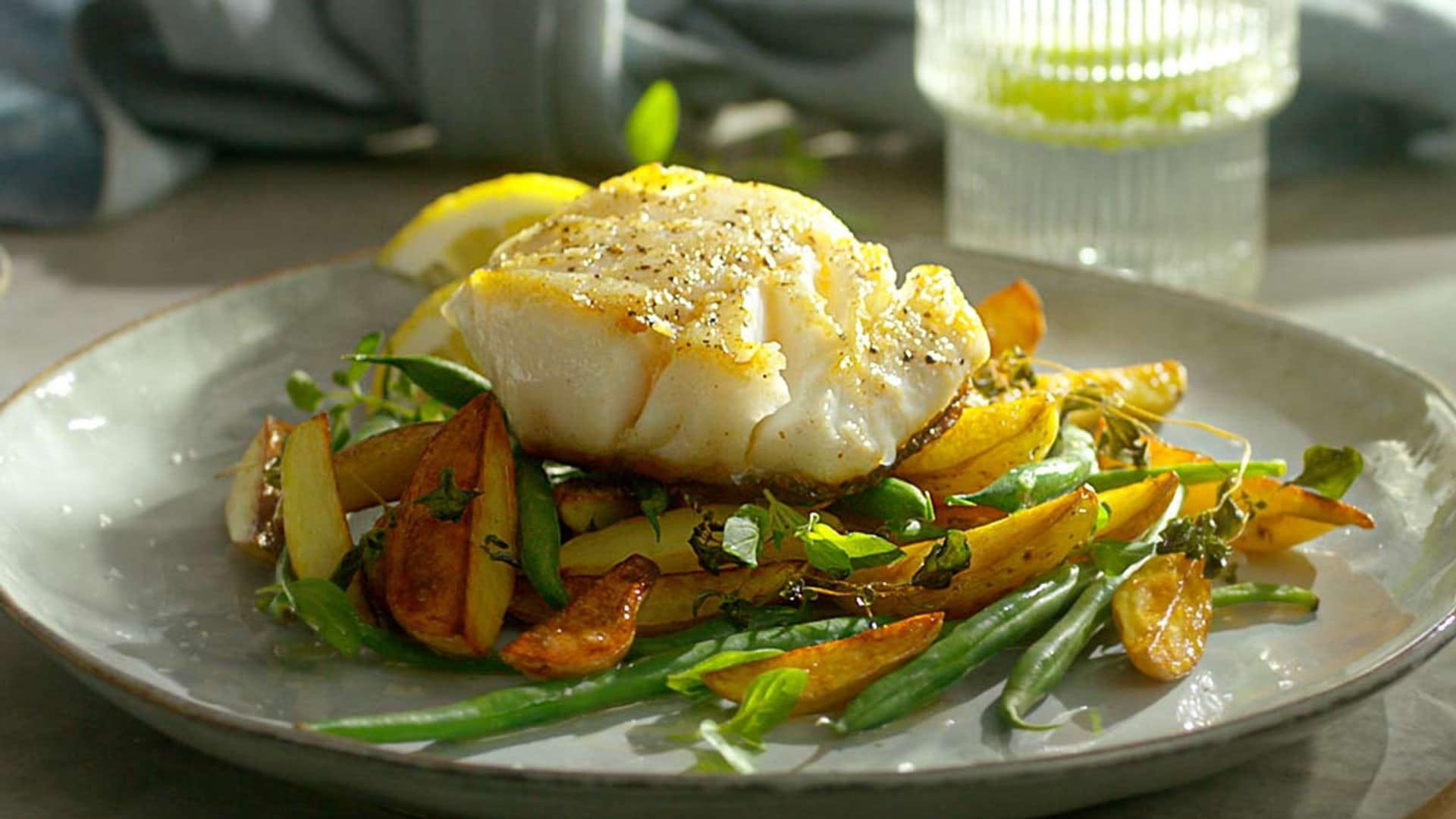 Bacalao fresco con patatas de pueblo