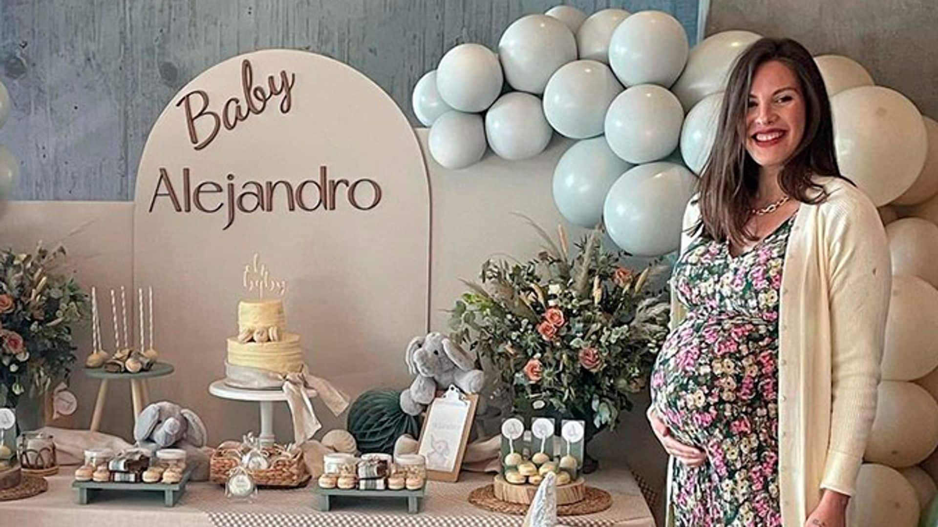 Jessica Bueno, sorprendida con una espectacular 'baby shower' organizada por su marido, Jota Peleteiro