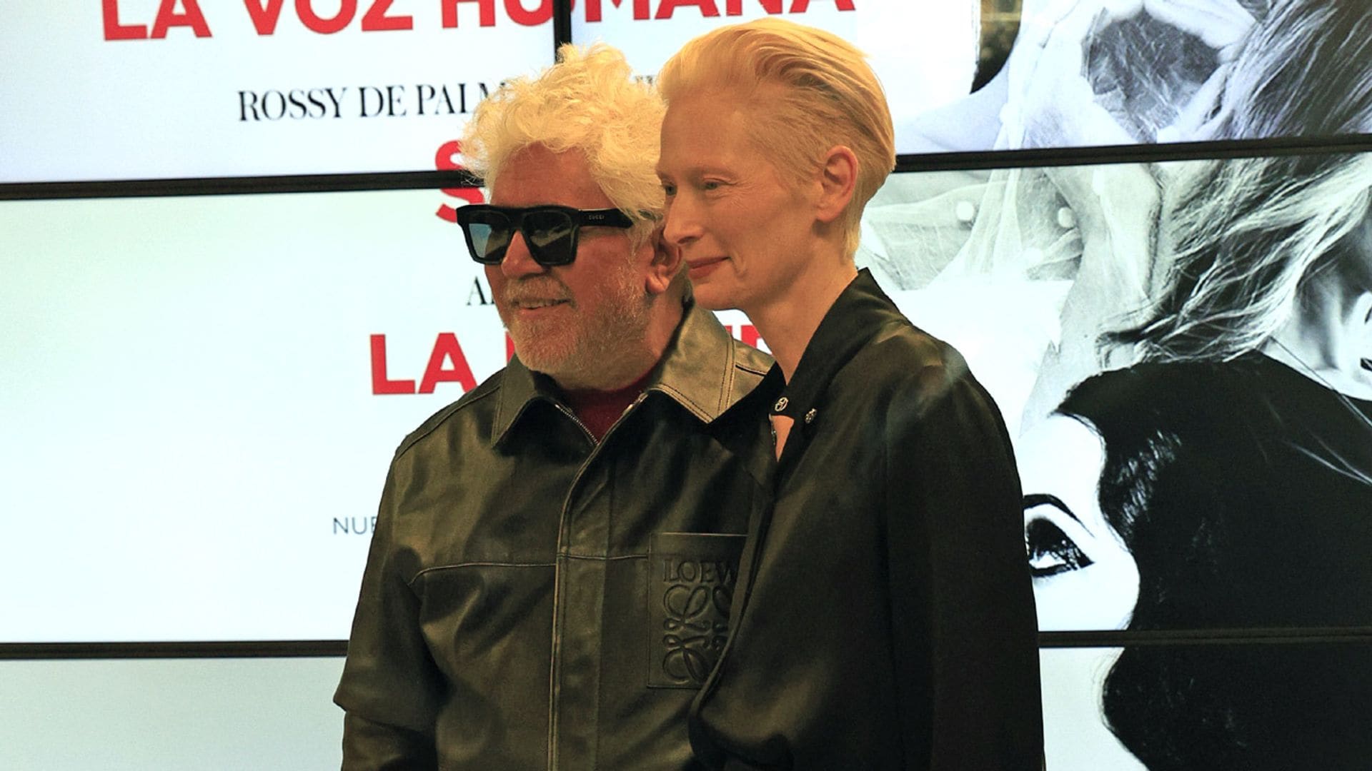 Tilda Swinton, tarde de teatro en Madrid junto a Pedro Almodóvar y sus chicas