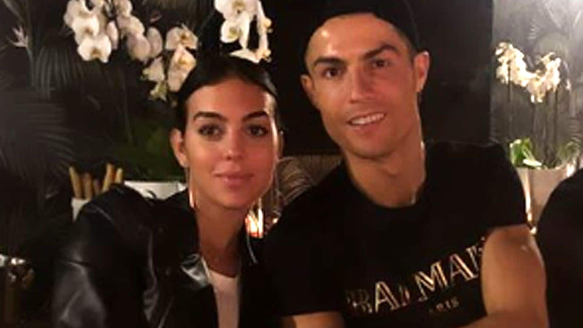 ¡Viva el amor! Velas y corazones en la romántica cena de Georgina Rodríguez y Cristiano Ronaldo