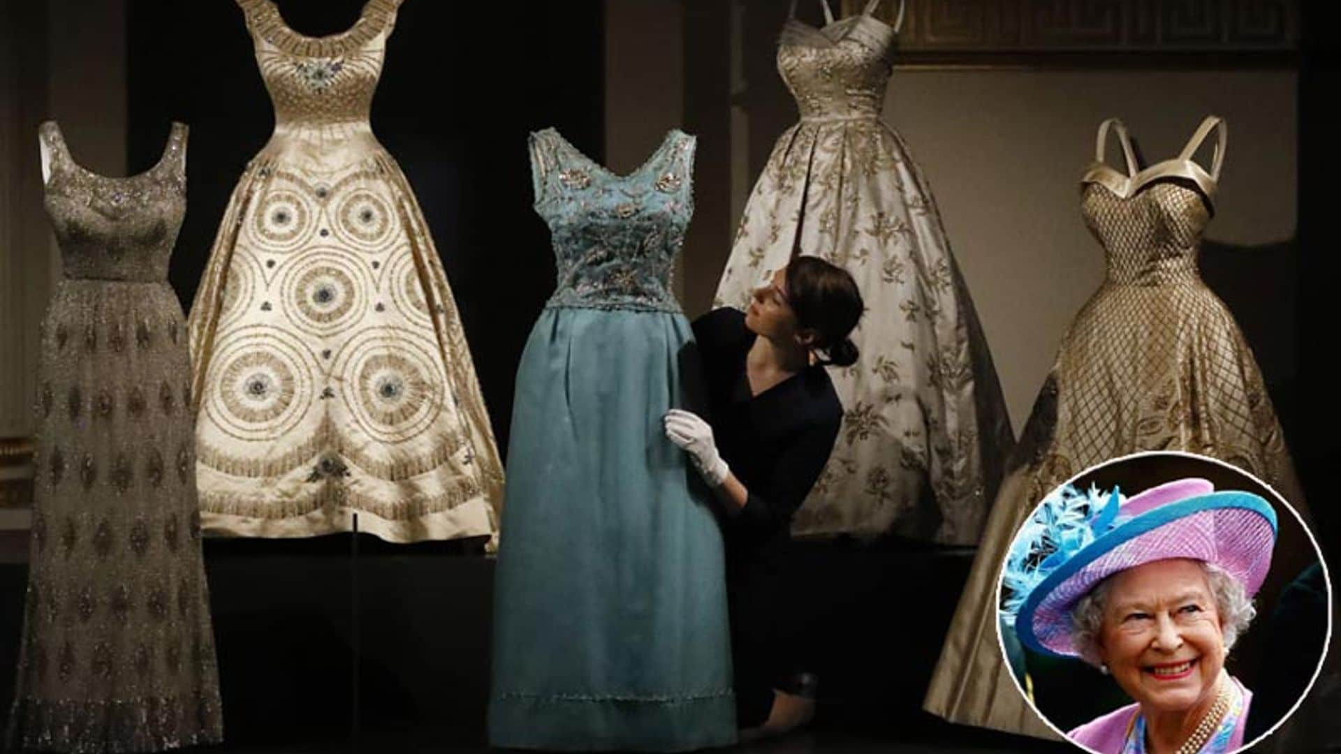 Pasen y vean... los 150 vestidos de la reina Isabel que toda mujer querría (de verdad) ponerse al menos una vez