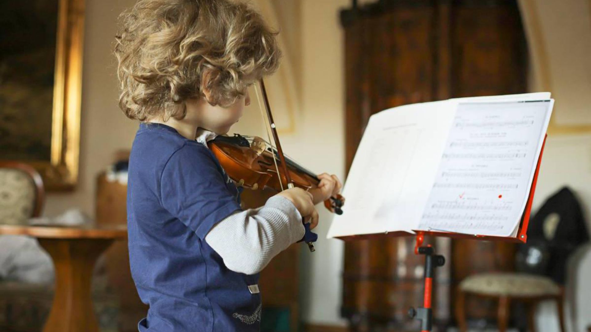 ¿Sabías que tocar un instrumento aumenta el cociente intelectual de los niños?