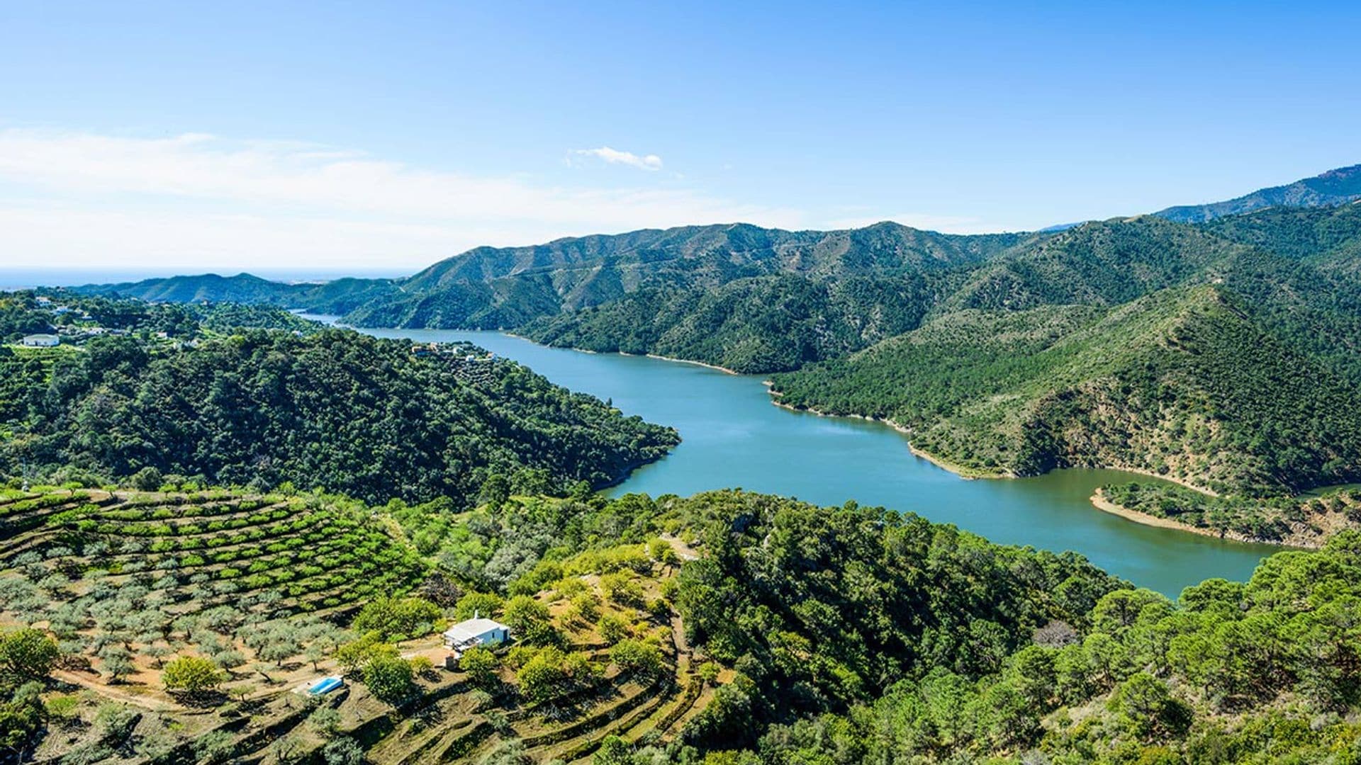 Istán, el pueblo malagueño que baila al compás del agua