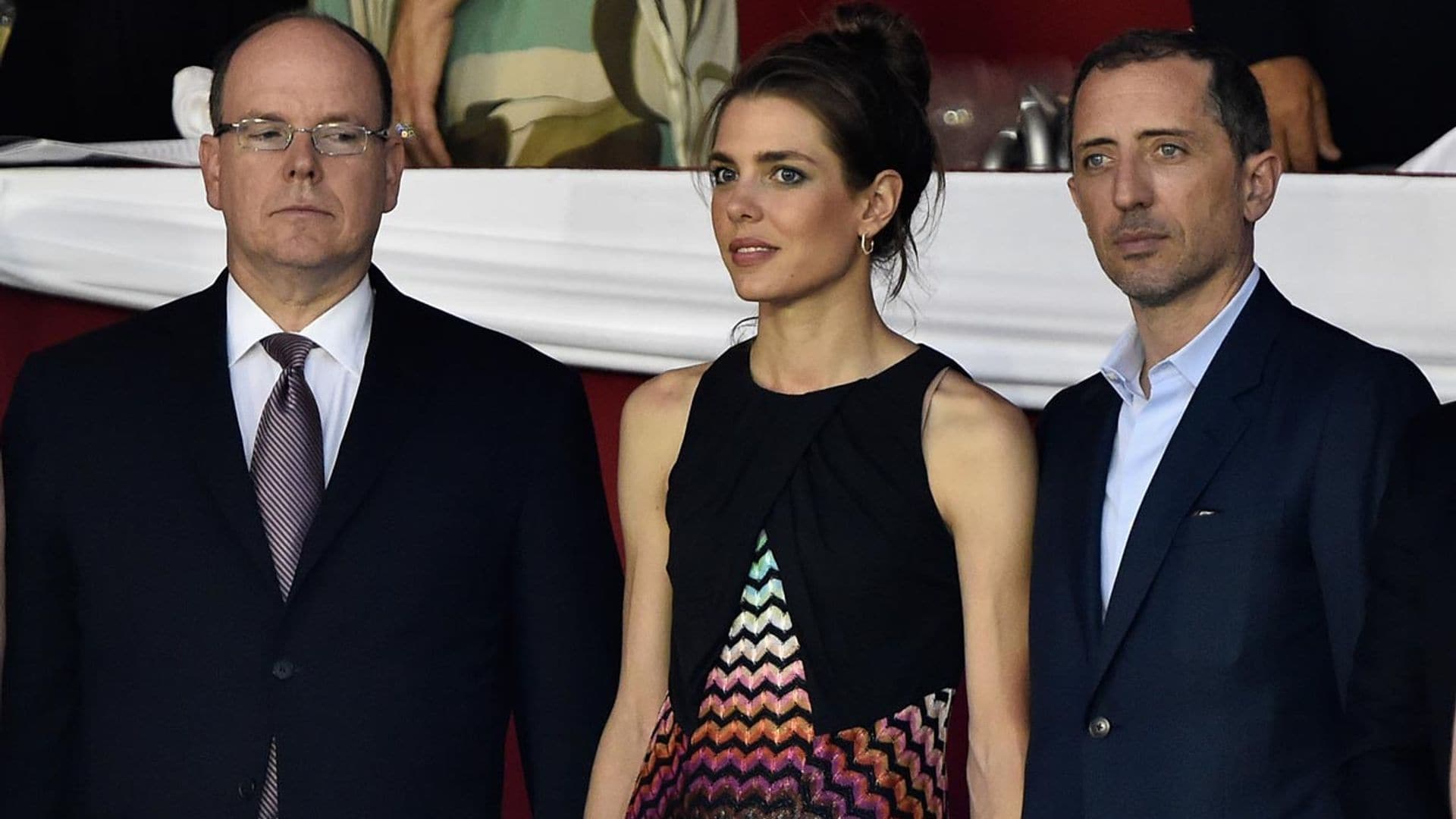 Gad Elmaleh, ex de Carlota Casiraghi, habla de la amistad que aún mantiene con Alberto de Mónaco